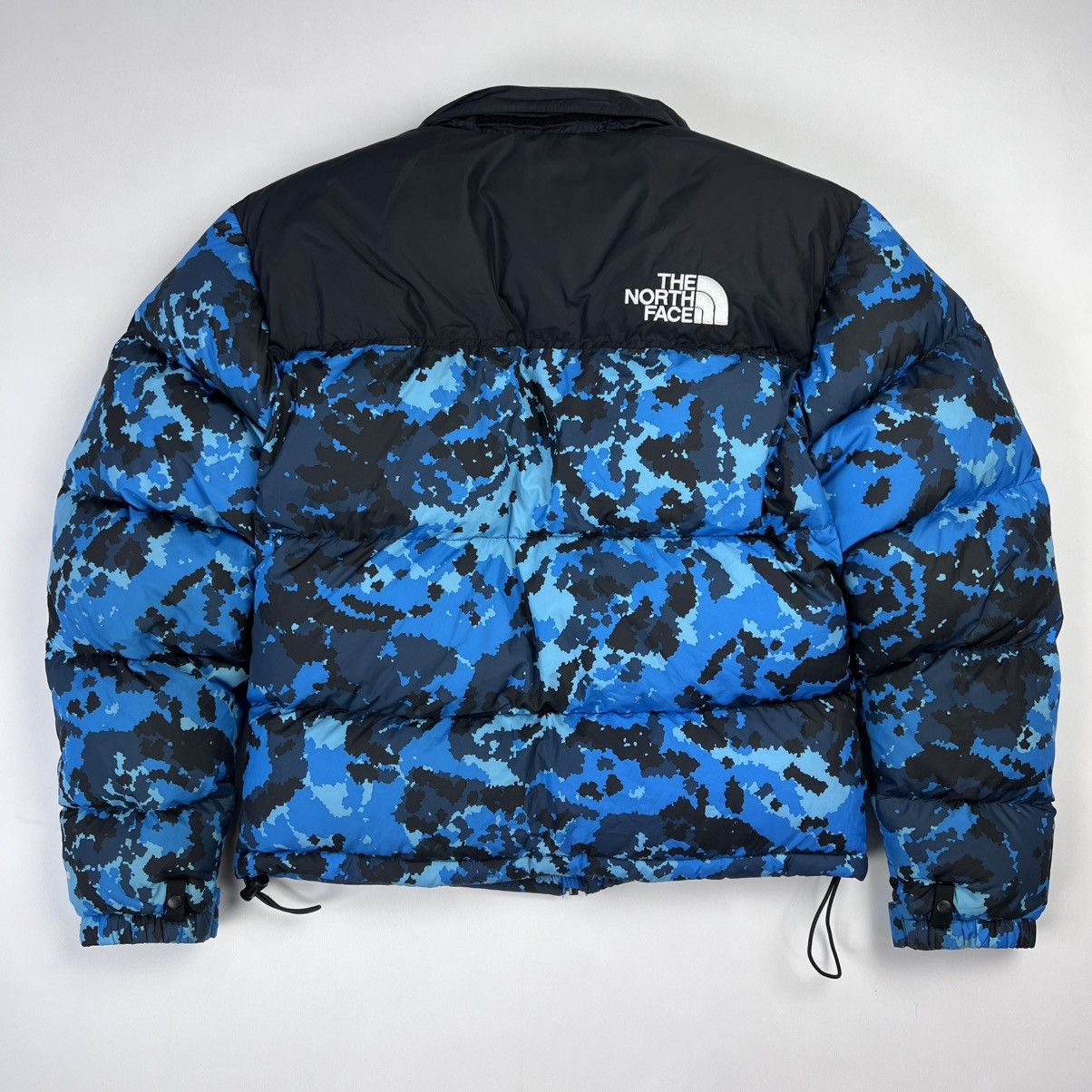 The North Face The North Face 1996 Nuptse digi blue camo puffer jacket Size S / US 4 / IT 40 - 15 Thumbnail