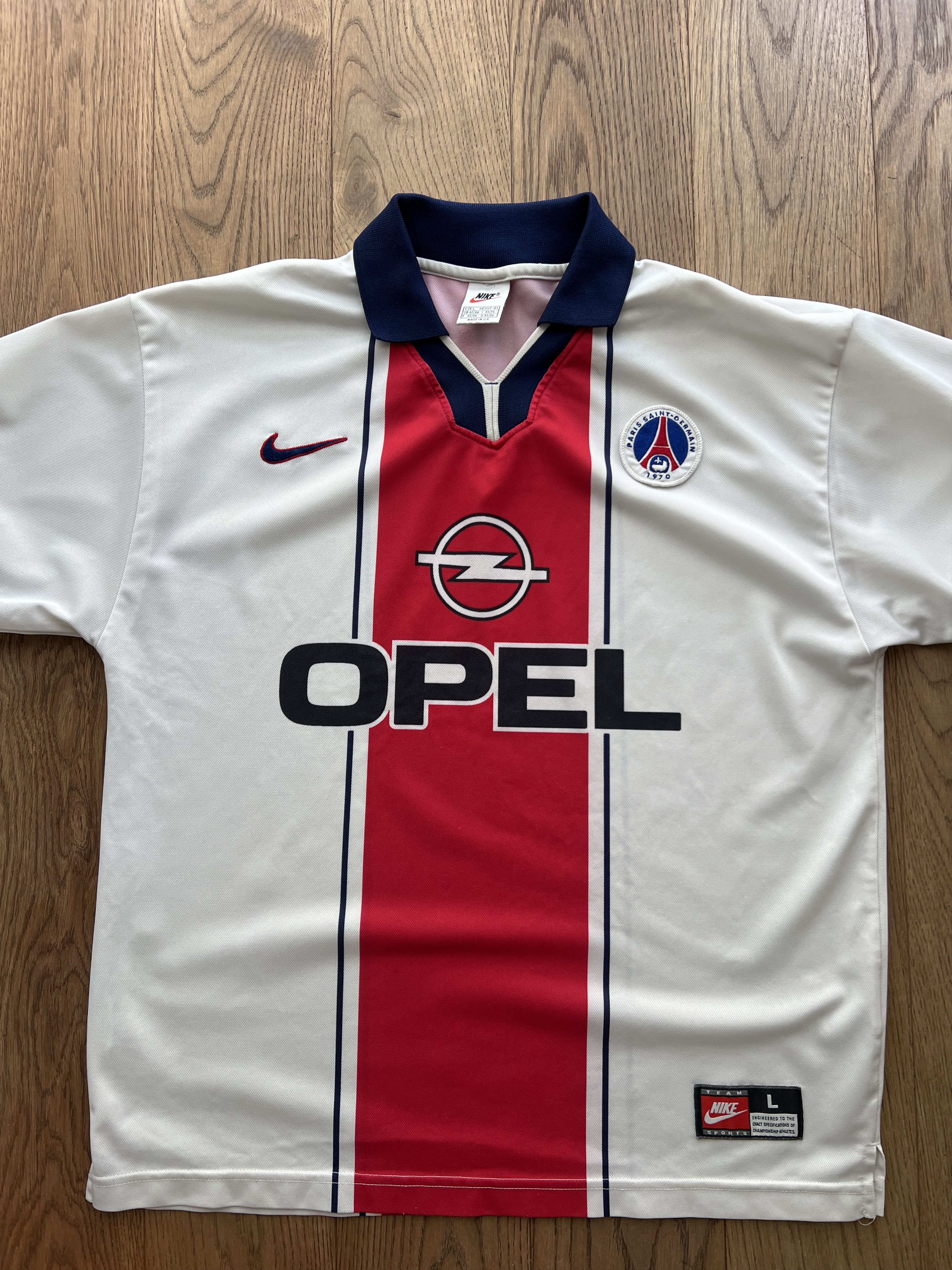 Nike Iconic! Nike FC PSG 1997 away football jersey archive kit L Size US L / EU 52-54 / 3 - 2 Thumbnail