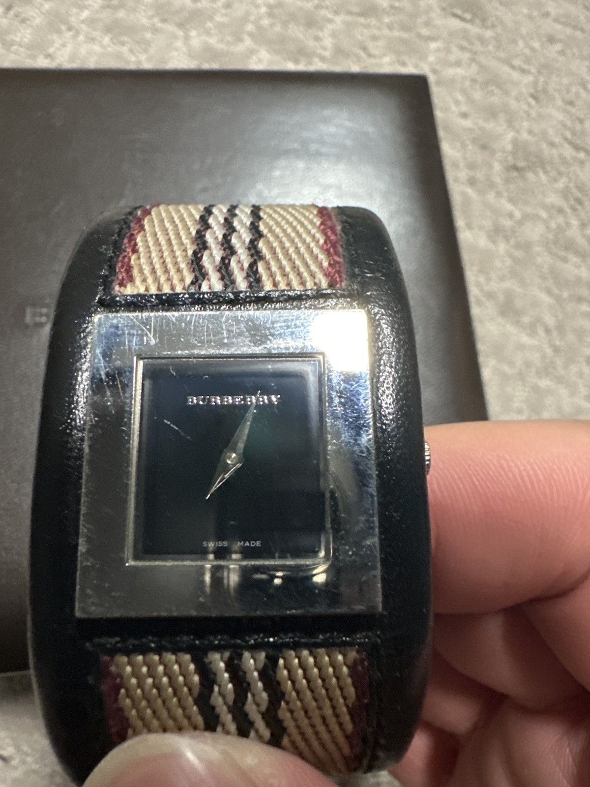 Burberry Vintage Burberry Watch Size ONE SIZE - 2 Thumbnail