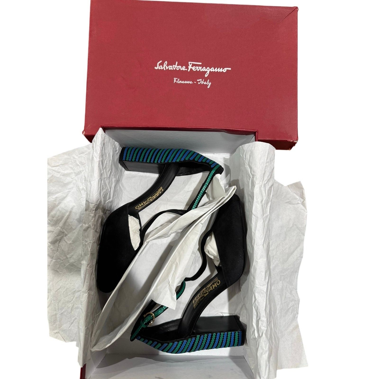Salvatore Ferragamo Salvatore Ferragamo “Fergie” Black Suede Pumps sz. 7us Size US 7 / IT 37 - 9 Thumbnail
