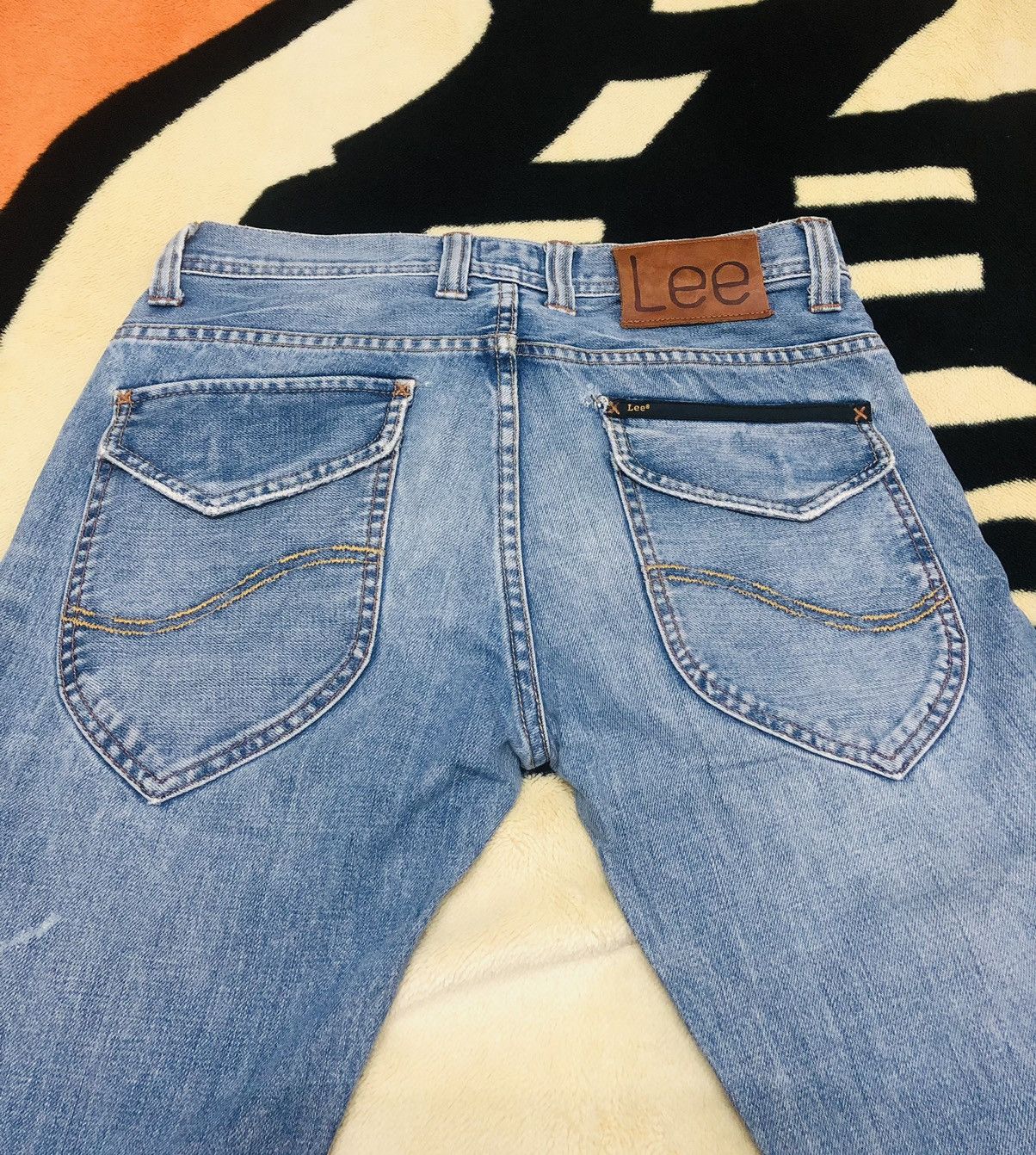 Lee Distressed Lee jeans Size US 30 / EU 46 - 3 Thumbnail