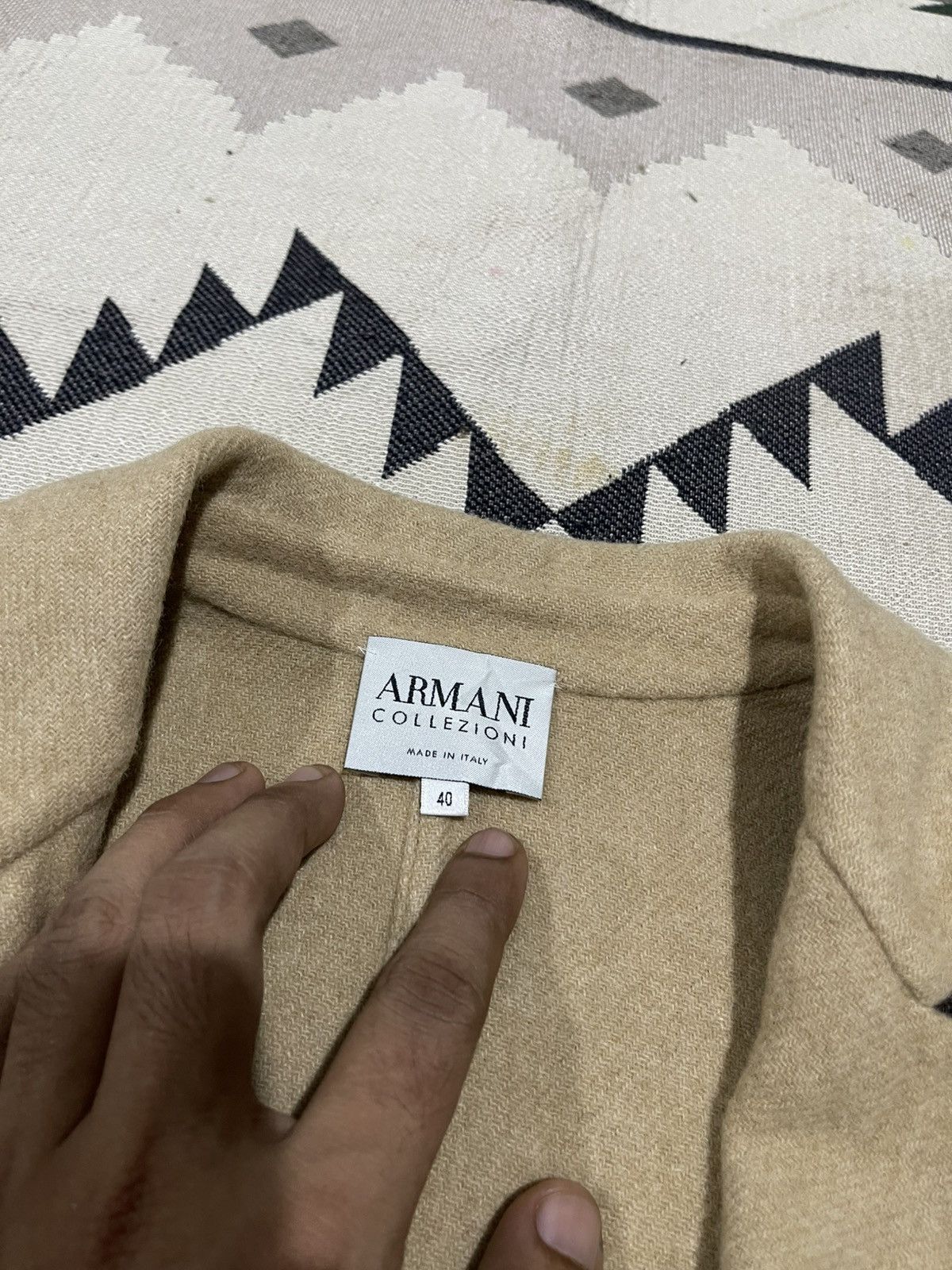 Armani Collezioni 1990s ARMANI COLLEZIONI WOOL BLEND TWEED RARE BLAZER Size S / US 4 / IT 40 - 8 Thumbnail