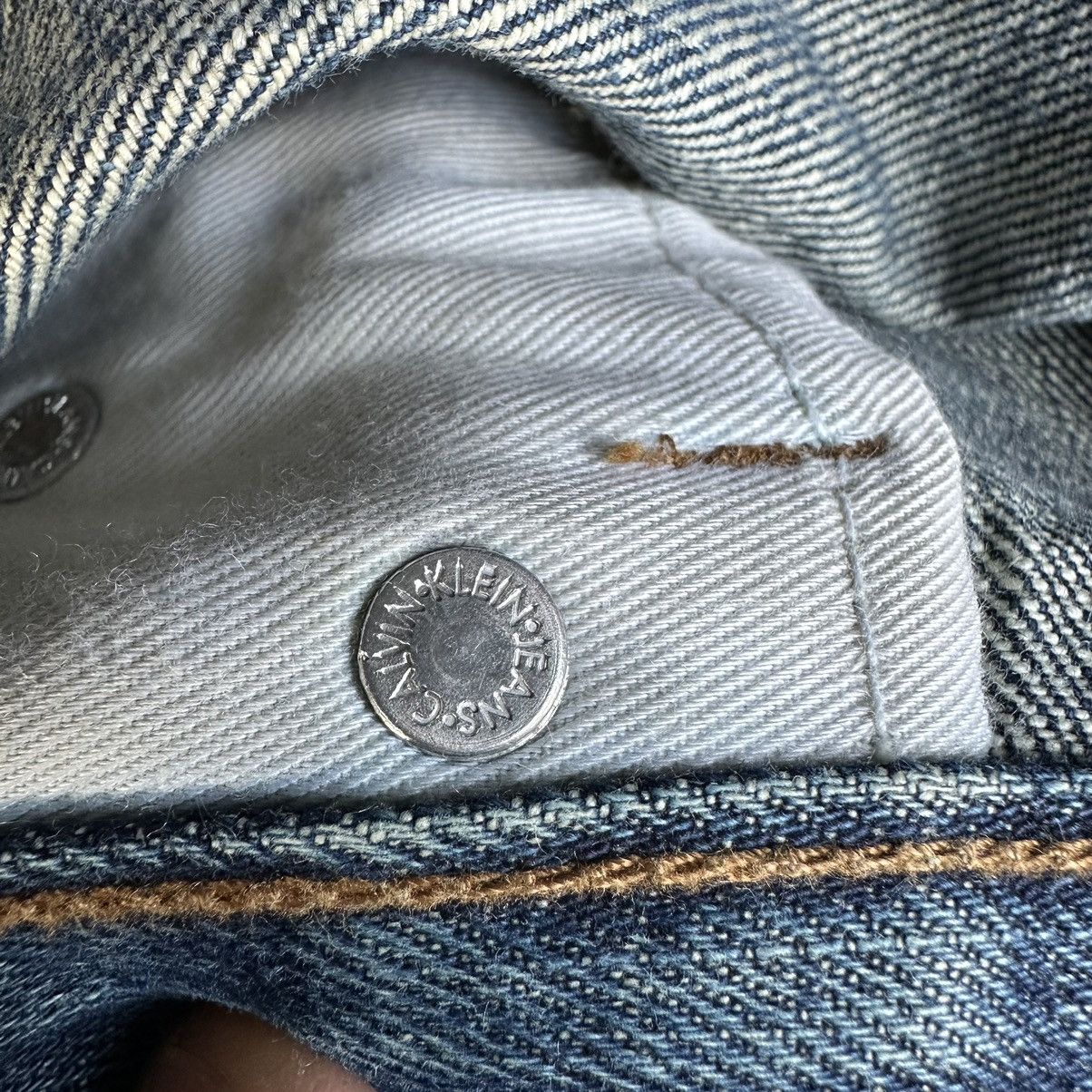Calvin Klein Calvin Klein Italy Destroyed Faded Denim 34x30 D587 Size US 34 / EU 50 - 23 Thumbnail