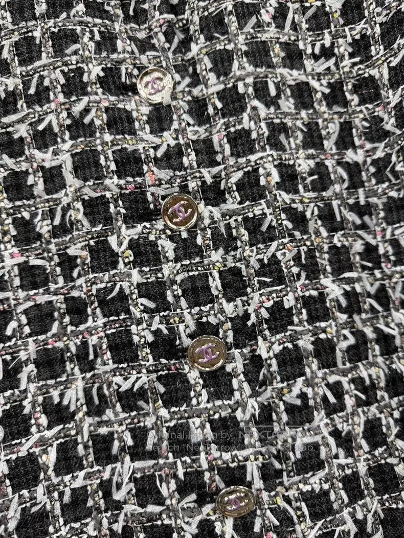 Chanel Chanel 23A tweed knitted coat Size XXS / US 00 / IT 34 - 2 Thumbnail