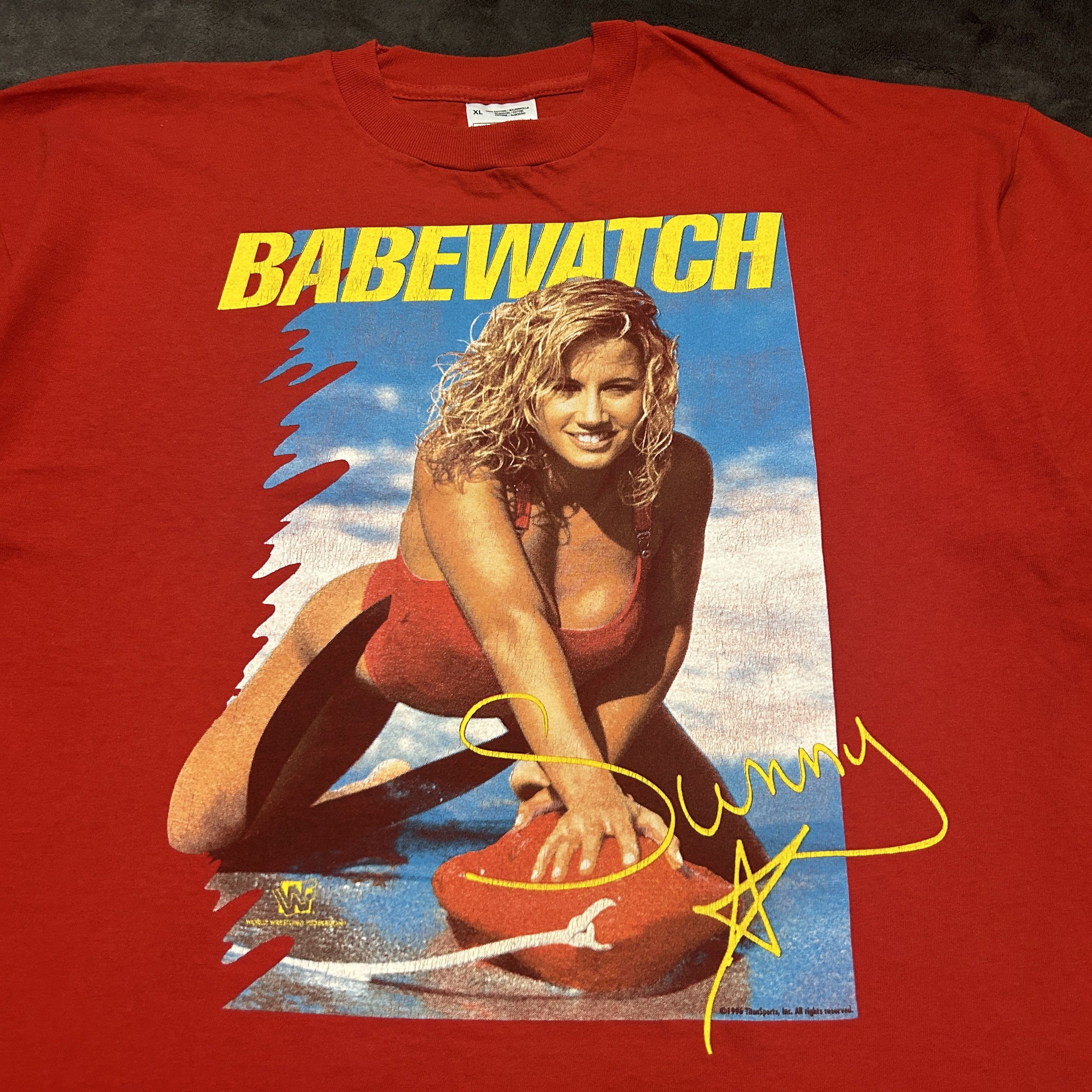 WWE Vintage Babewatch Sunny WWF 1996 T-shirt Size US XL / EU 56 / 4 - 2 Thumbnail
