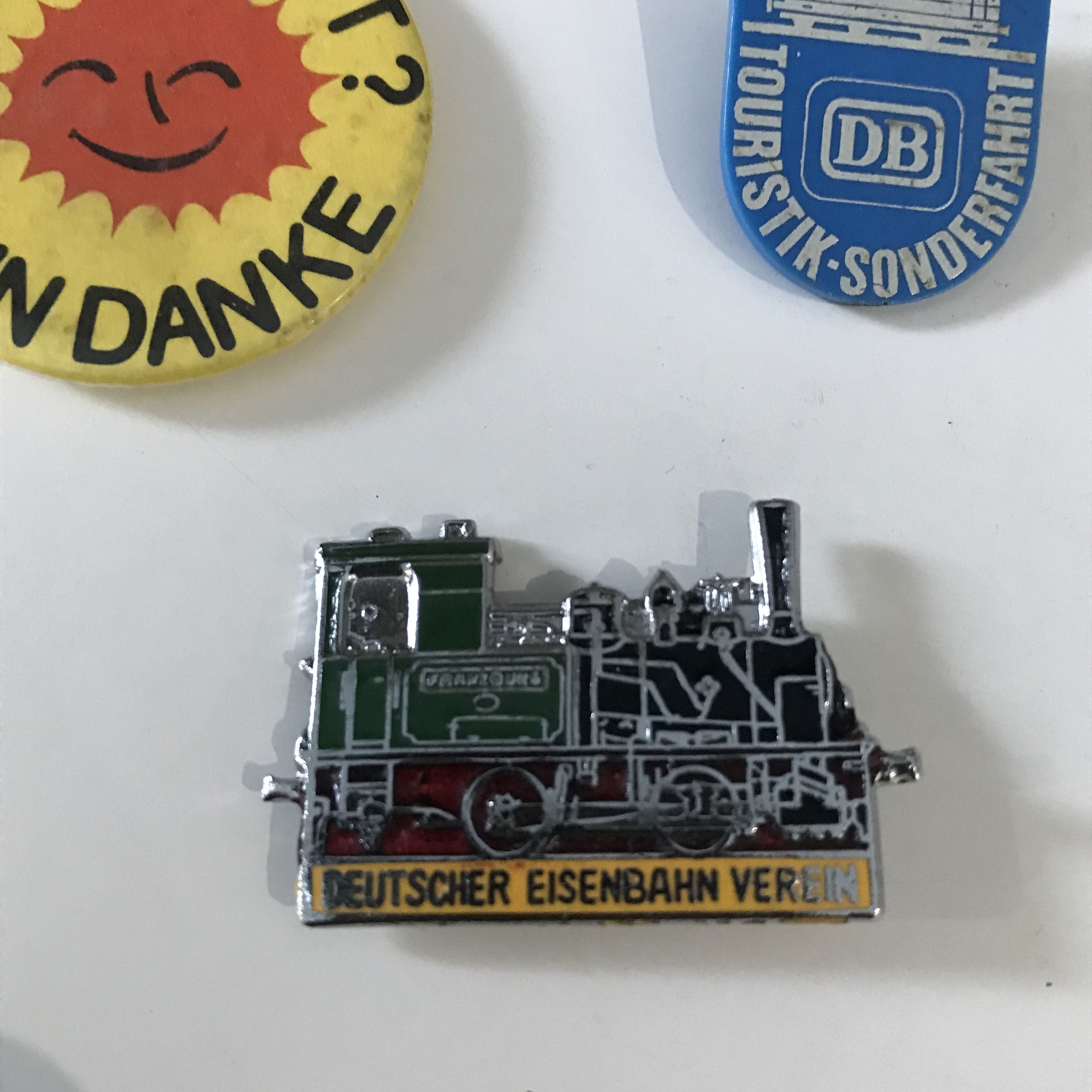 Vintage Vintage 80s Pin Germany deutschland pin atomkraft Size ONE SIZE - 4 Thumbnail