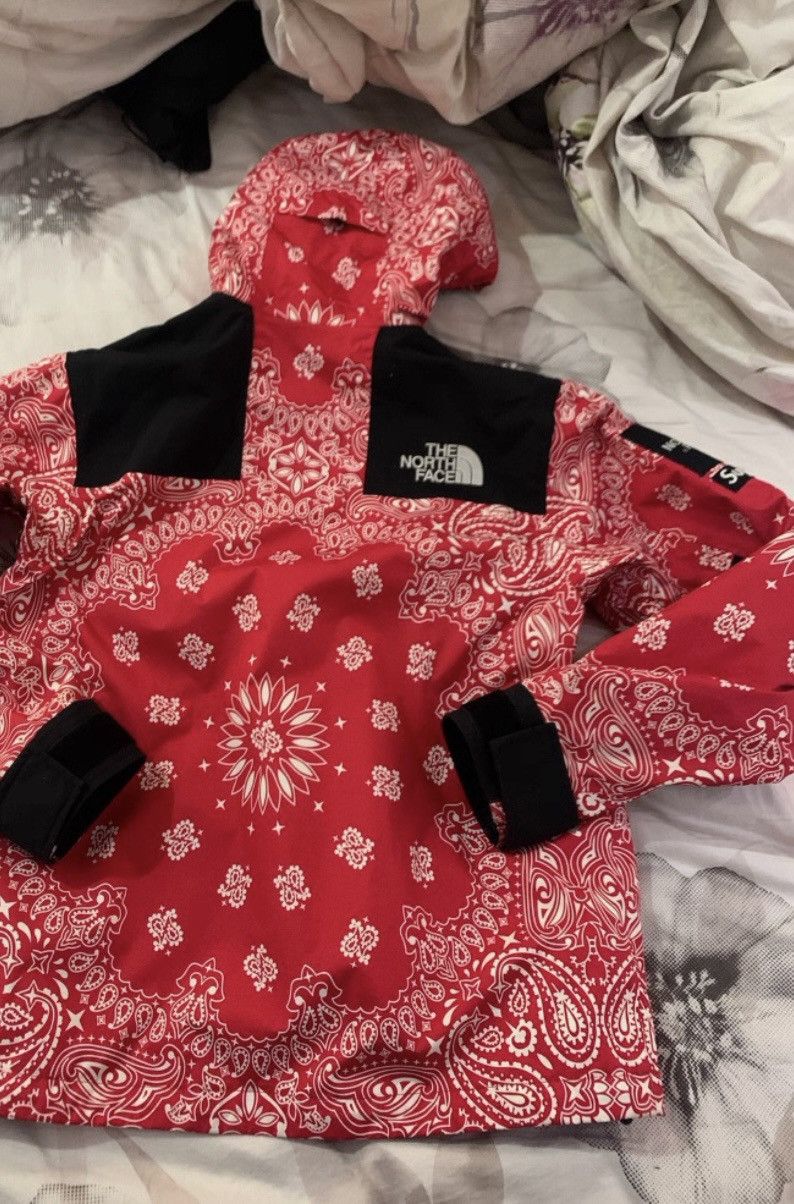 Paisley The North Face Supreme Bandana Supreme North Face Tnf Red