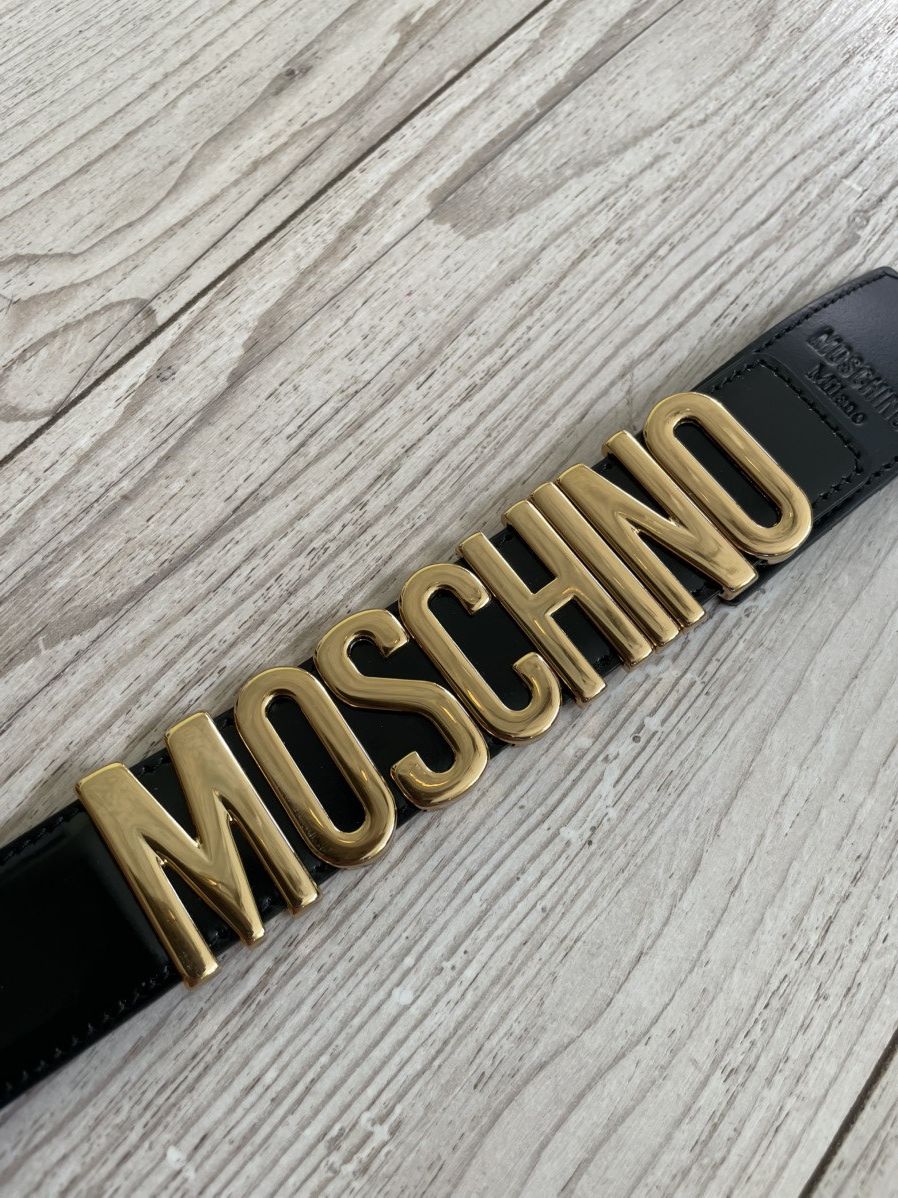 Moschino Moschino Leather Belt Redwall Gold Logo Size ONE SIZE - 8 Thumbnail