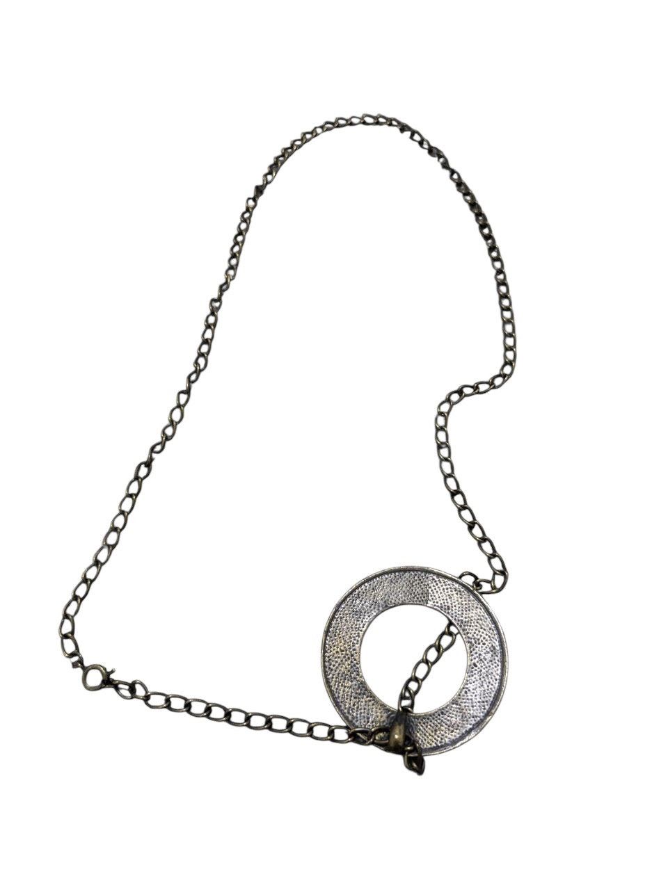 Vintage RARE CALVIN KLEIN INSPIRED TWISTED CIRCLE PENDANT NECKLACE Size ONE SIZE - 2 Thumbnail