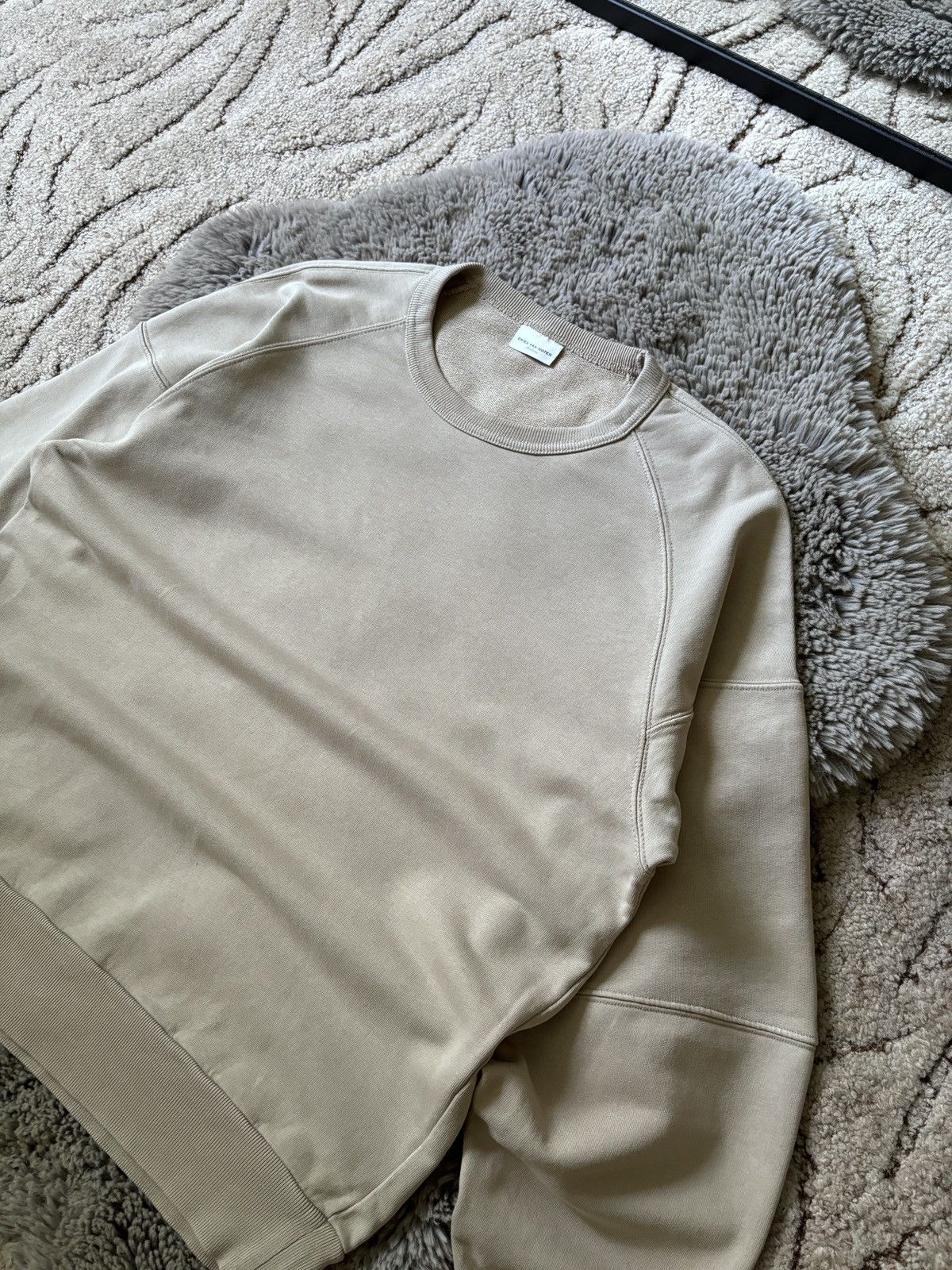 Dries Van Noten Dries Van Noten oversized beige cotton basic sweatshirt Size US M / EU 48-50 / 2 - 4 Thumbnail