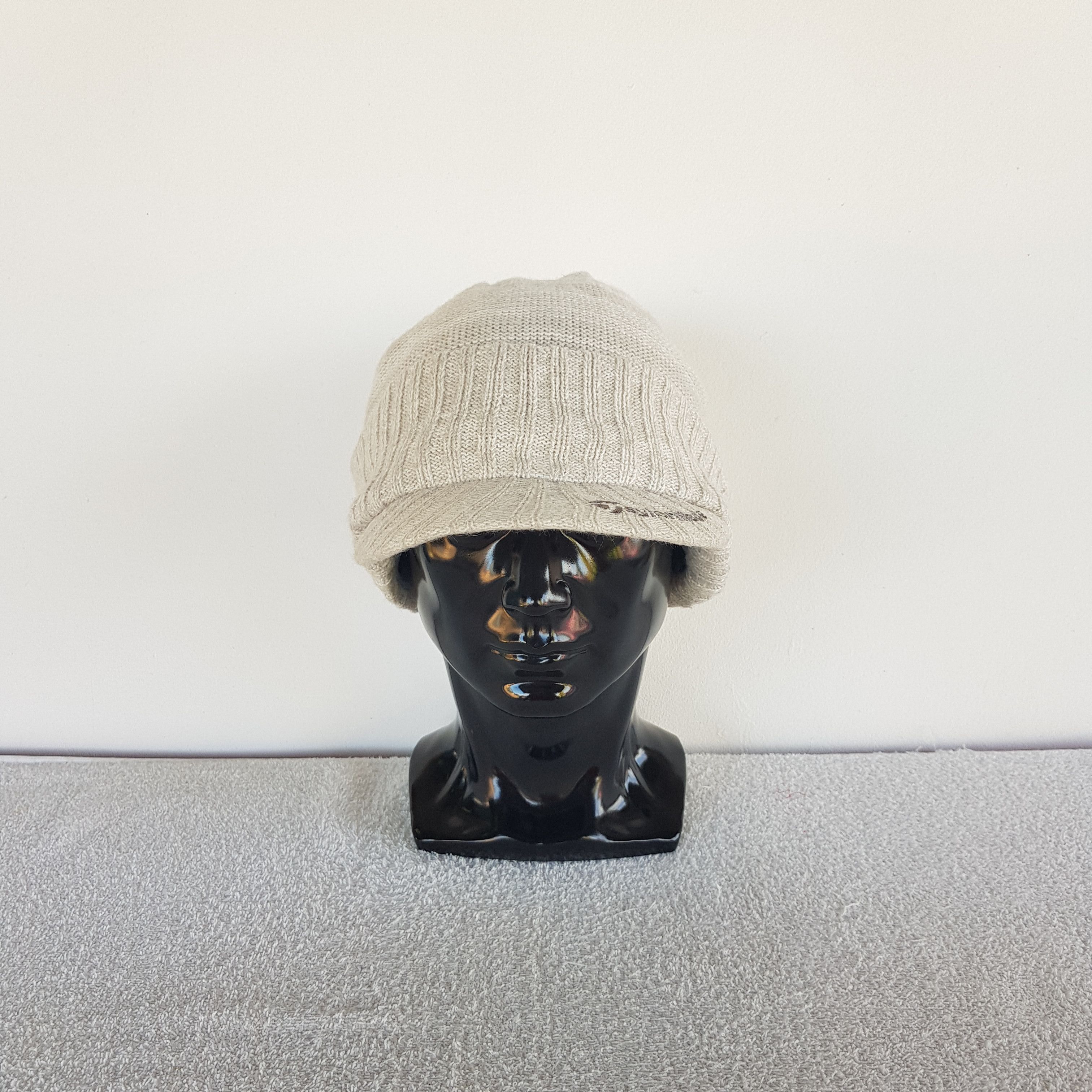 Other Vintage Taylor Made Beanie Brim Ski Golf Snow Caps Hats. Size ONE SIZE - 2 Thumbnail