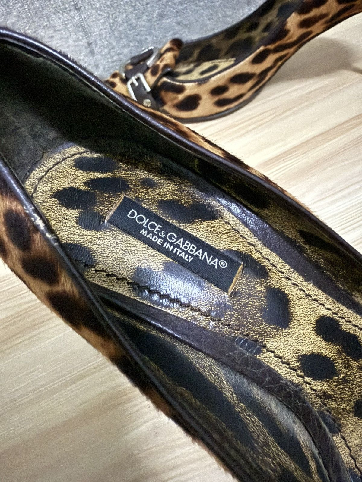 Dolce & Gabbana Dolce & Gabbana leopard print pony hair heels Size US 8 / IT 38 - 15 Thumbnail