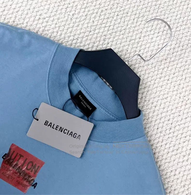 Balenciaga Balenciaga Haze blue distressed short-sleeve with letterin Size US S / EU 44-46 / 1 - 3 Thumbnail