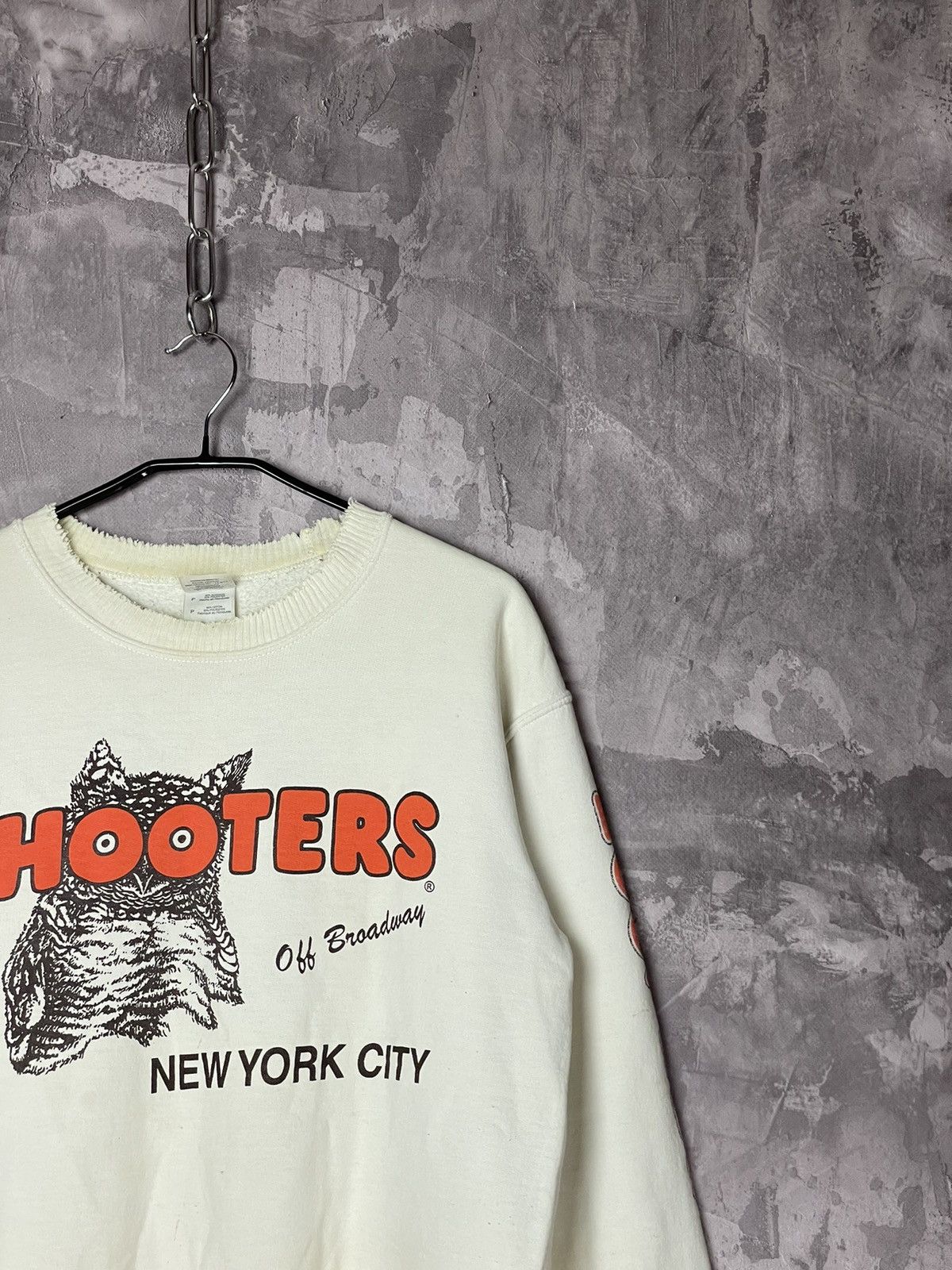 Band Tees × Vintage Vintage Hooters crewneck Size US S / EU 44-46 / 1 - 2 Thumbnail