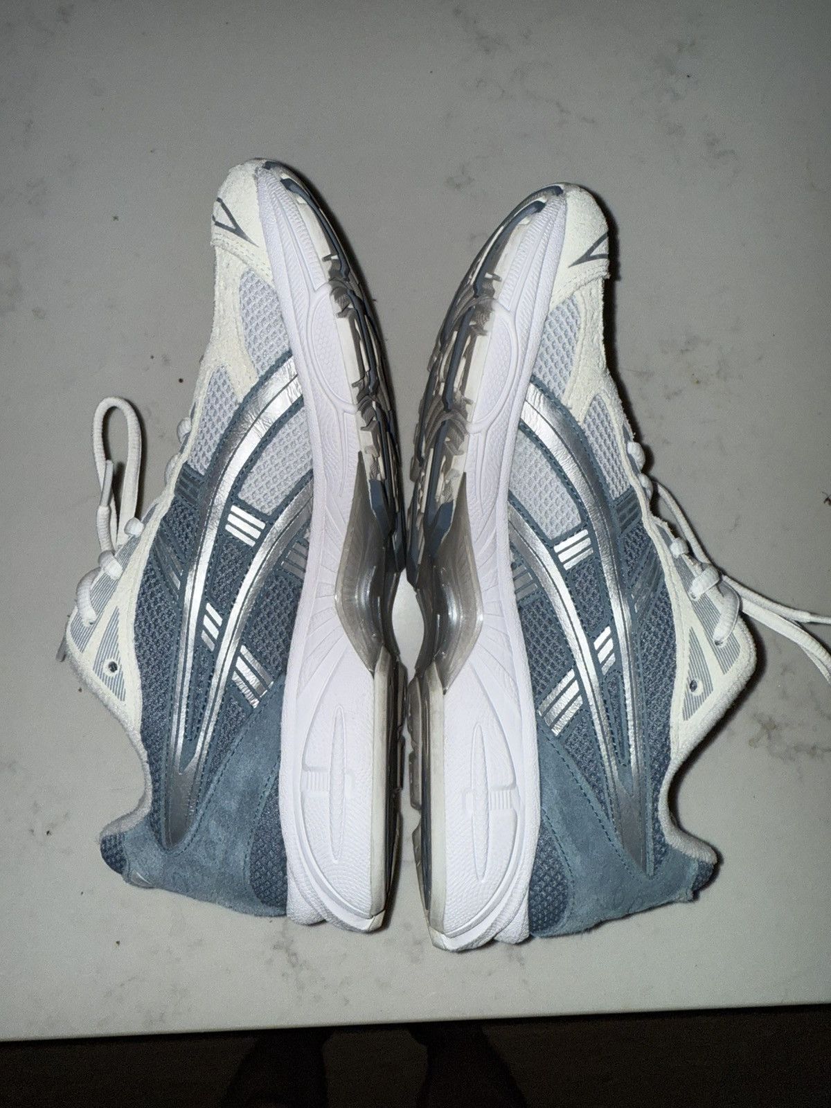 Asics Asics GEL-KAYANO 14 “Glacier Grey” Size US 10 / EU 43 - 15 Thumbnail