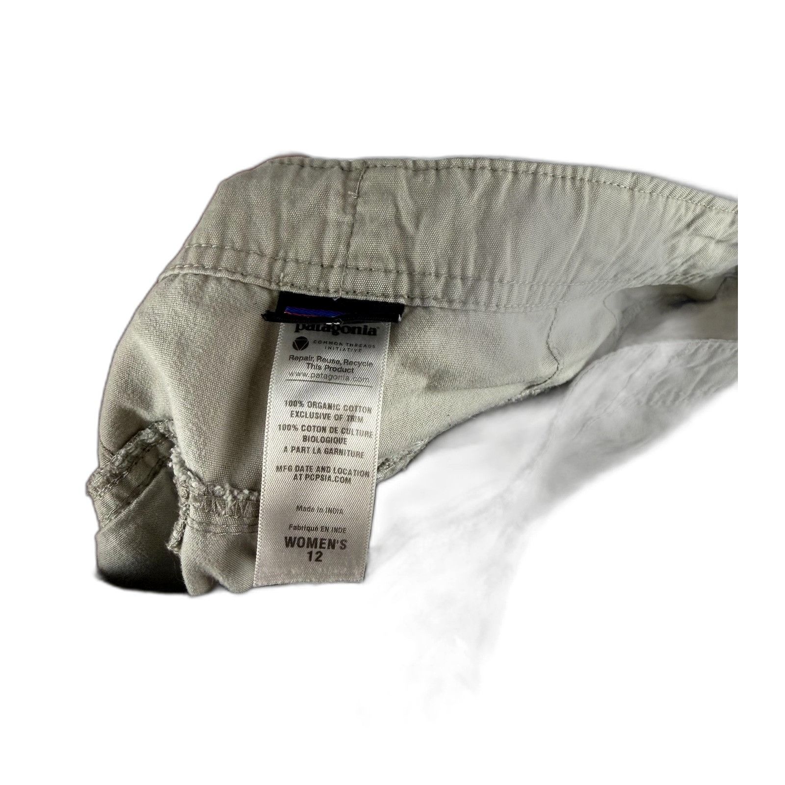 Patagonia Patagonia Womens Size XS Khaki Hiking Capri Pants Outdoor Tr Size US 26 / EU 42 - 4 Thumbnail