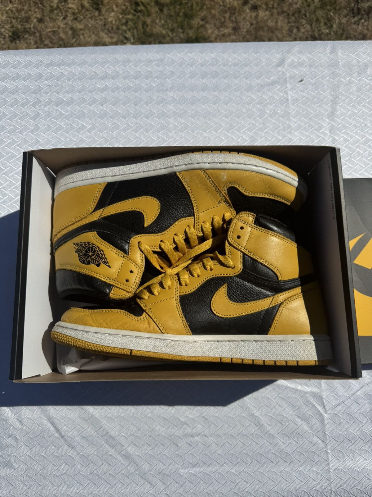Jordan Brand Nike Jordan 1 Pollen Size US 9.5 / EU 42-43 - 1 Thumbnail