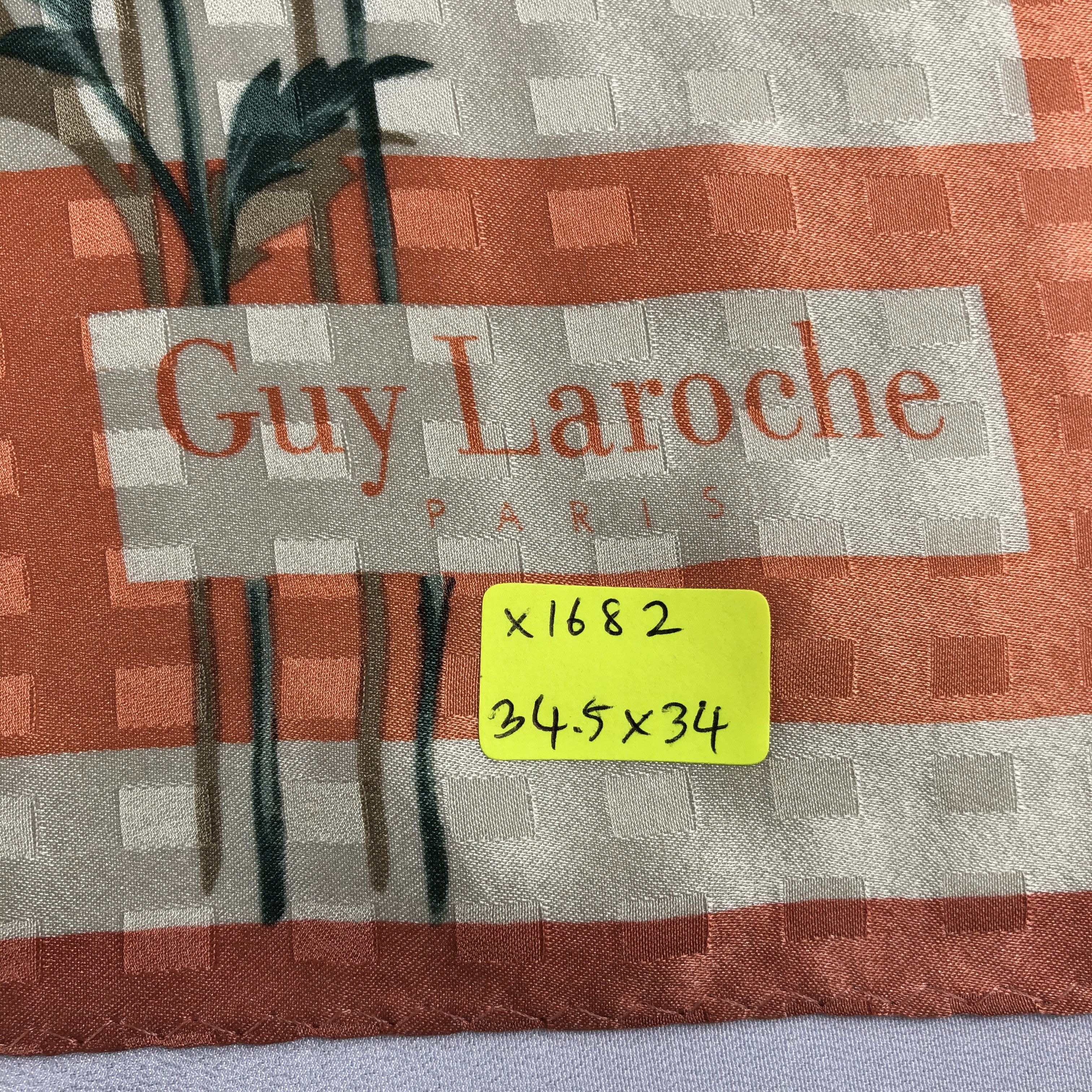 Guy Laroche Vintage Guy Laroche Silk Scarf Size ONE SIZE - 8 Thumbnail