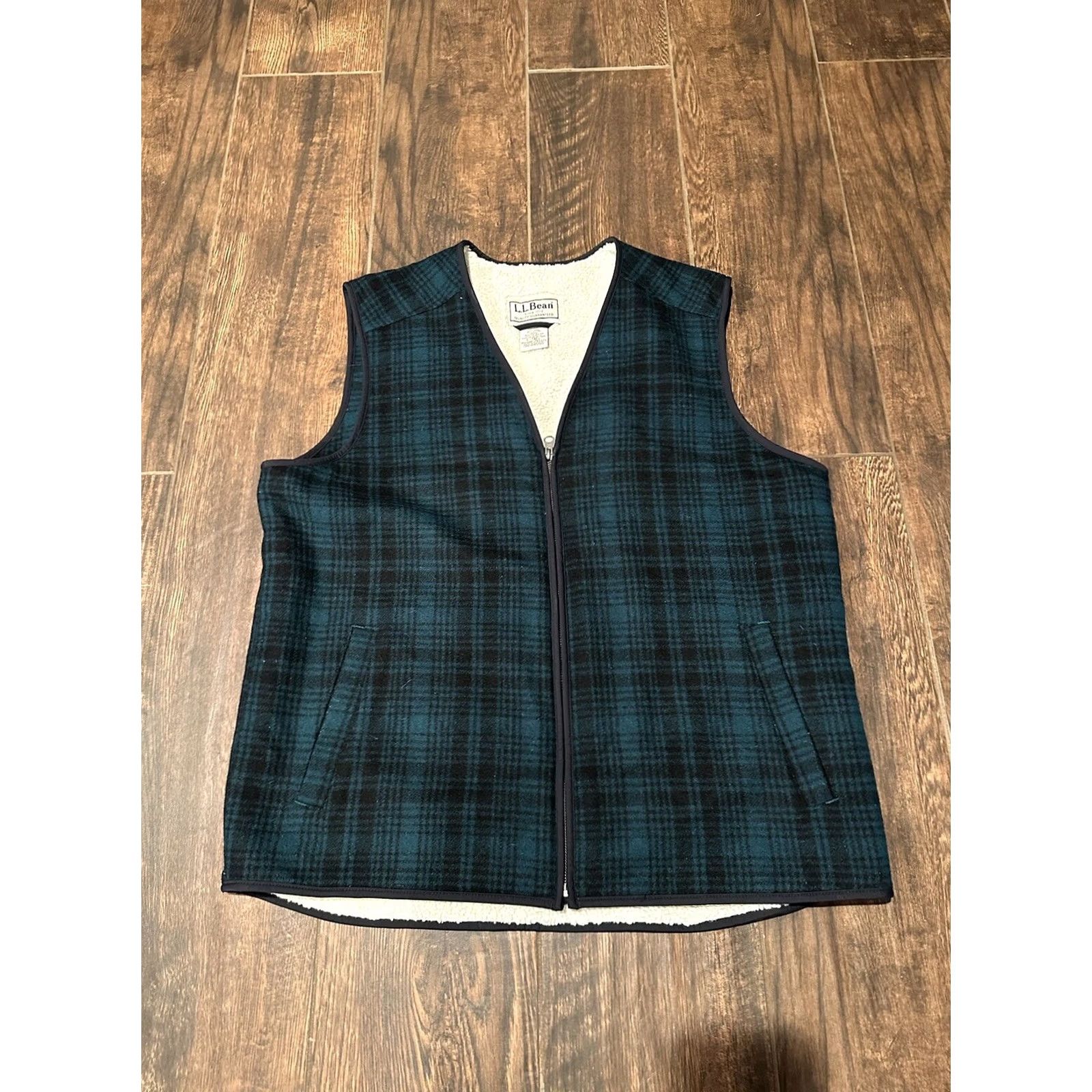Vintage VINTAGE L.L. Bean Wool Vest Jacket Plaid Sherpa Lined LT Mens Outdoor Hunting Bomber Style Full Zip Size US L / EU 52-54 / 3 - 2 Thumbnail