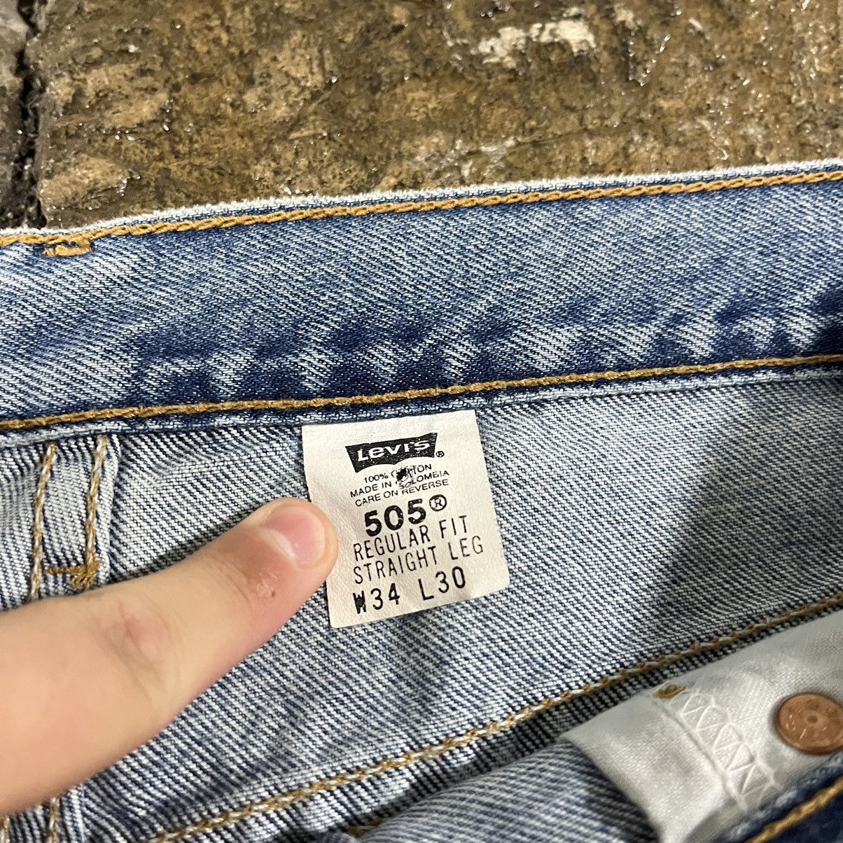 Levi's × Vintage Crazy Vintage 90s Levi's 505 Faded Essential Skater Jeans Size US 34 / EU 50 - 9 Thumbnail