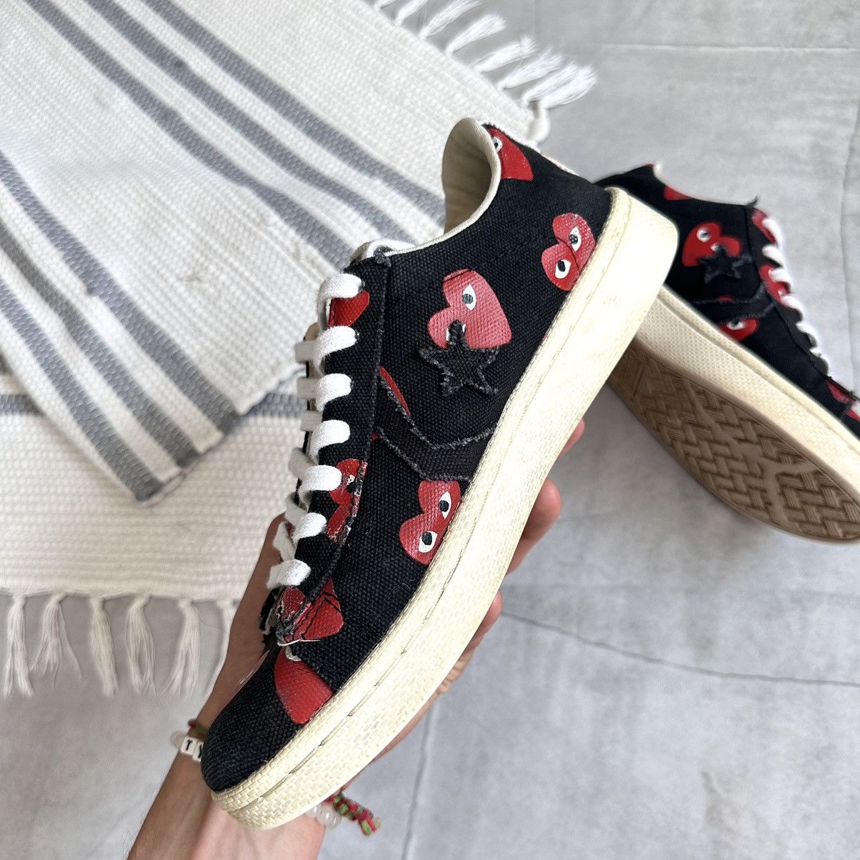 Comme des Garcons PLAY × Converse Vintage Converse x Comme Des Garcons Play CDG Pro Low Shoes Size US 7 / EU 40 - 11 Thumbnail