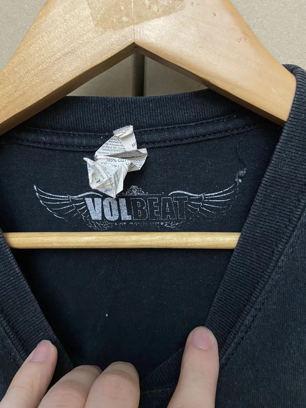 Band Tees RARE VINTAGE VOLBEAT T SHIRT BIG LOGO BAND TEE ROCK 90S Y2K Size US XXL / EU 58 / 5 - 13 Thumbnail