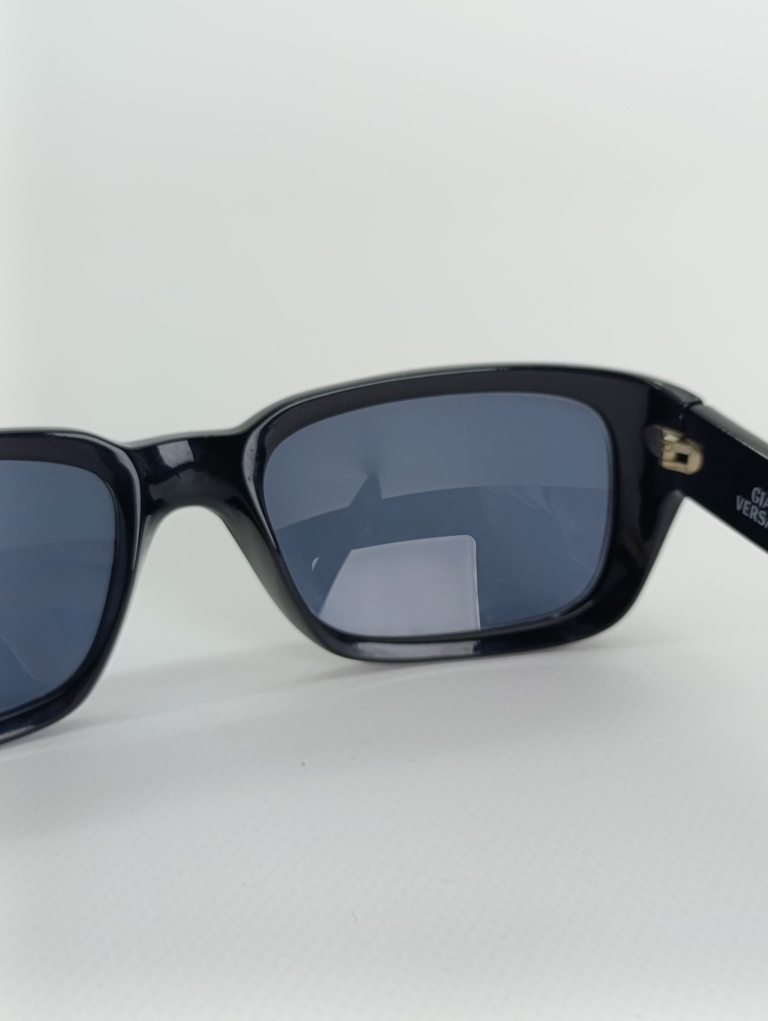 Versace GIANNI VERSACE UNISEX BLACK SUNGLASSES Size ONE SIZE - 9 Thumbnail