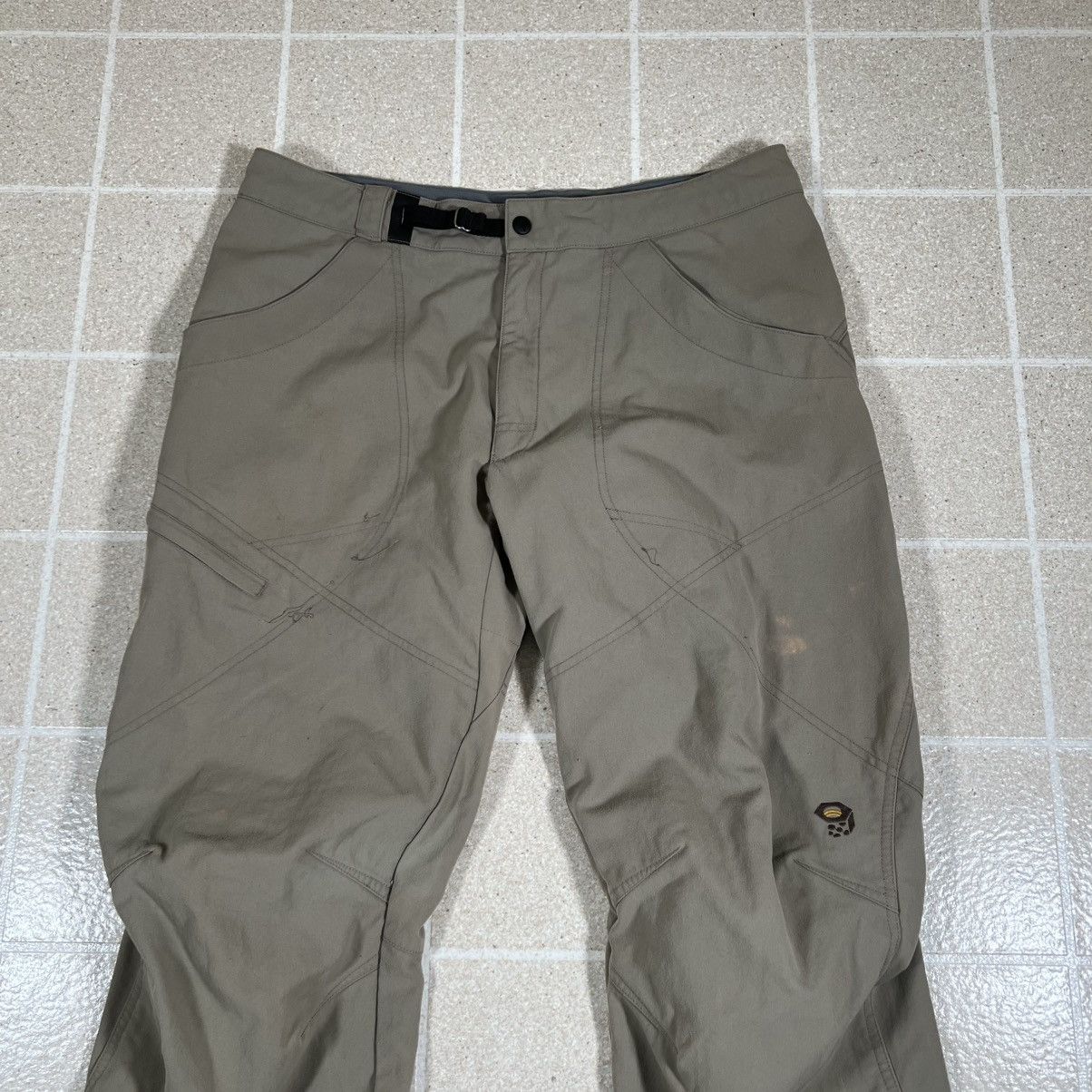 Mountain Hardwear Mountain Hardwear Pants sz L Khaki Hiking Climbing Gorpcore Size US 34 / EU 50 - 2 Thumbnail