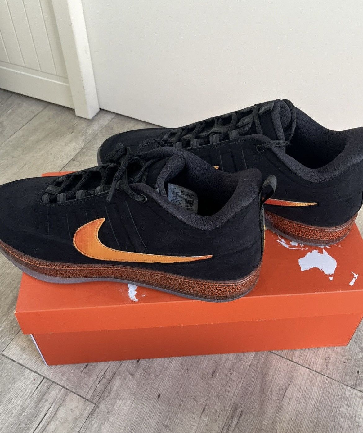 Nike Nike Book 2 NEW Size US 15 / EU 48 - 6 Thumbnail