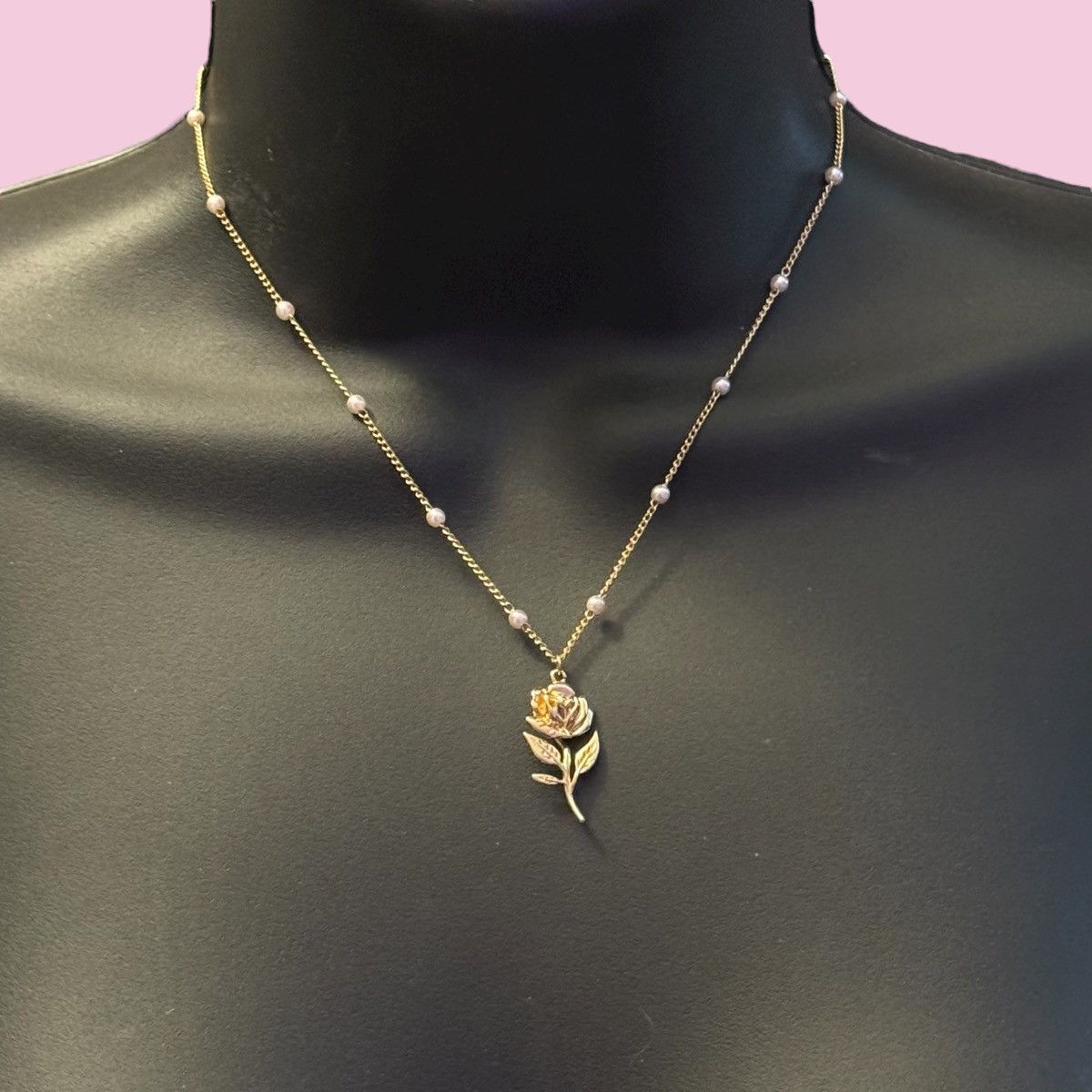 Other Gold tone station pearl rose pendant necklace Size ONE SIZE - 1 Thumbnail