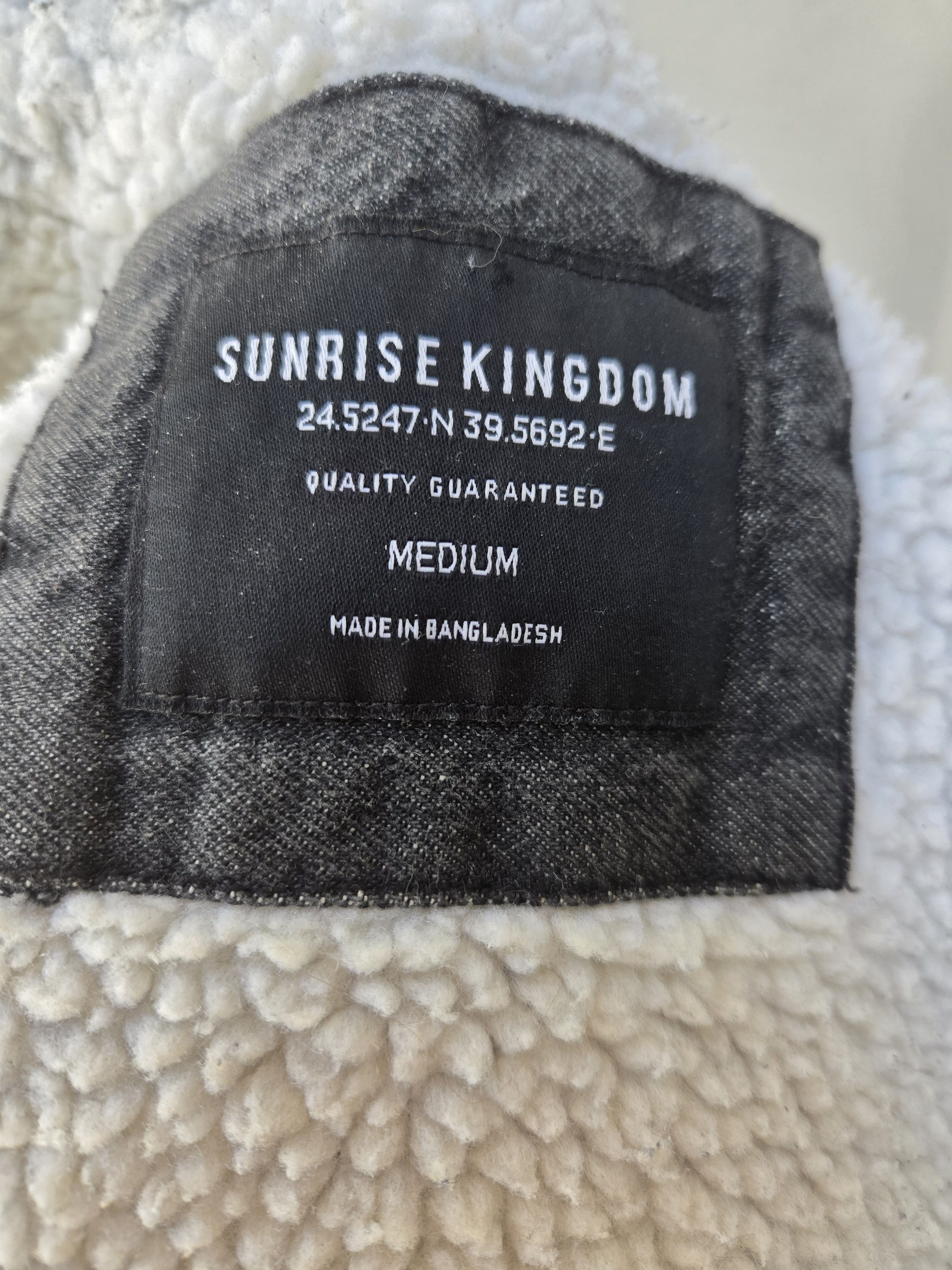 Other Sunrise Kingdom Faded Black Denim Sherpa Jean Jacket Size US M / EU 48-50 / 2 - 6 Thumbnail