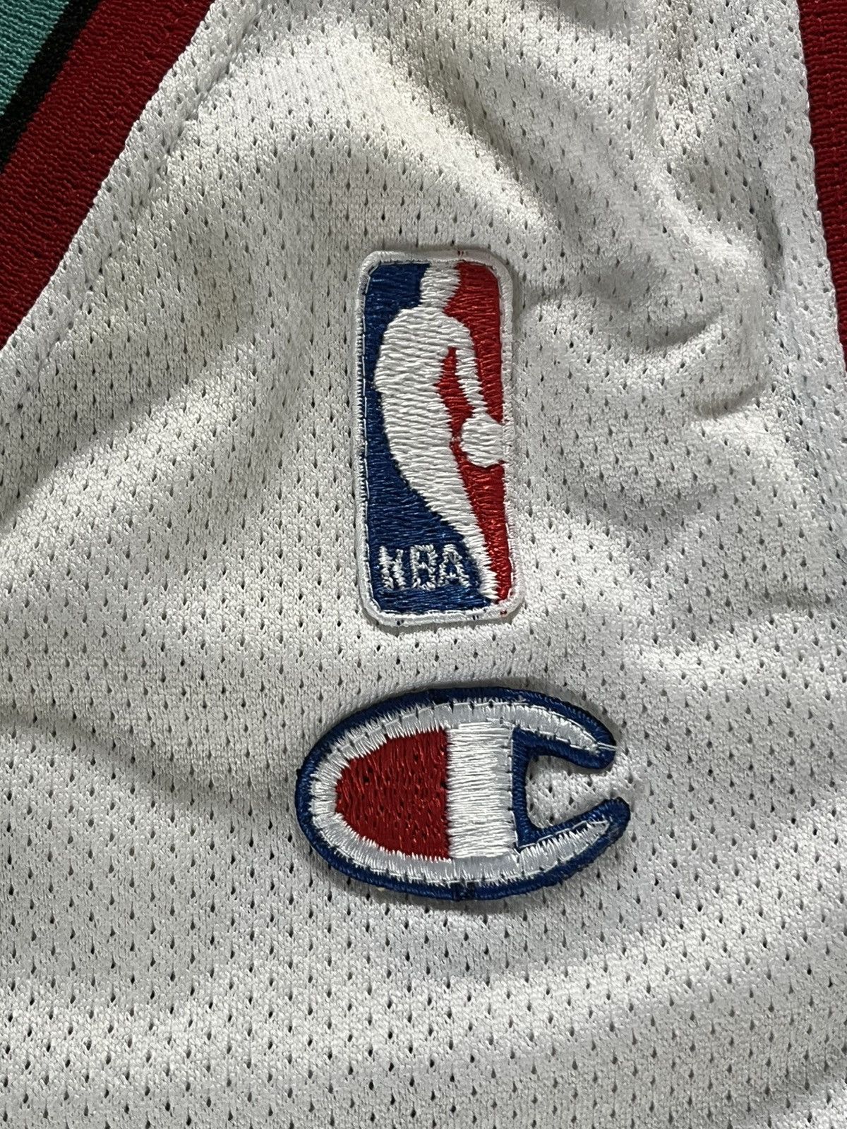 Champion Memphis Grizzlies Paul Gasol Jersey 2000/2001 Size US M / EU 48-50 / 2 - 3 Thumbnail