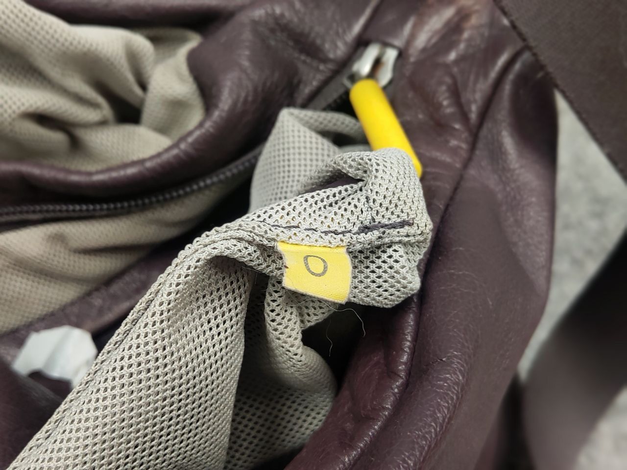 Mandarina Duck Mandarin Duck Design Dark purple leather Crossbody Bag Size ONE SIZE - 21 Thumbnail