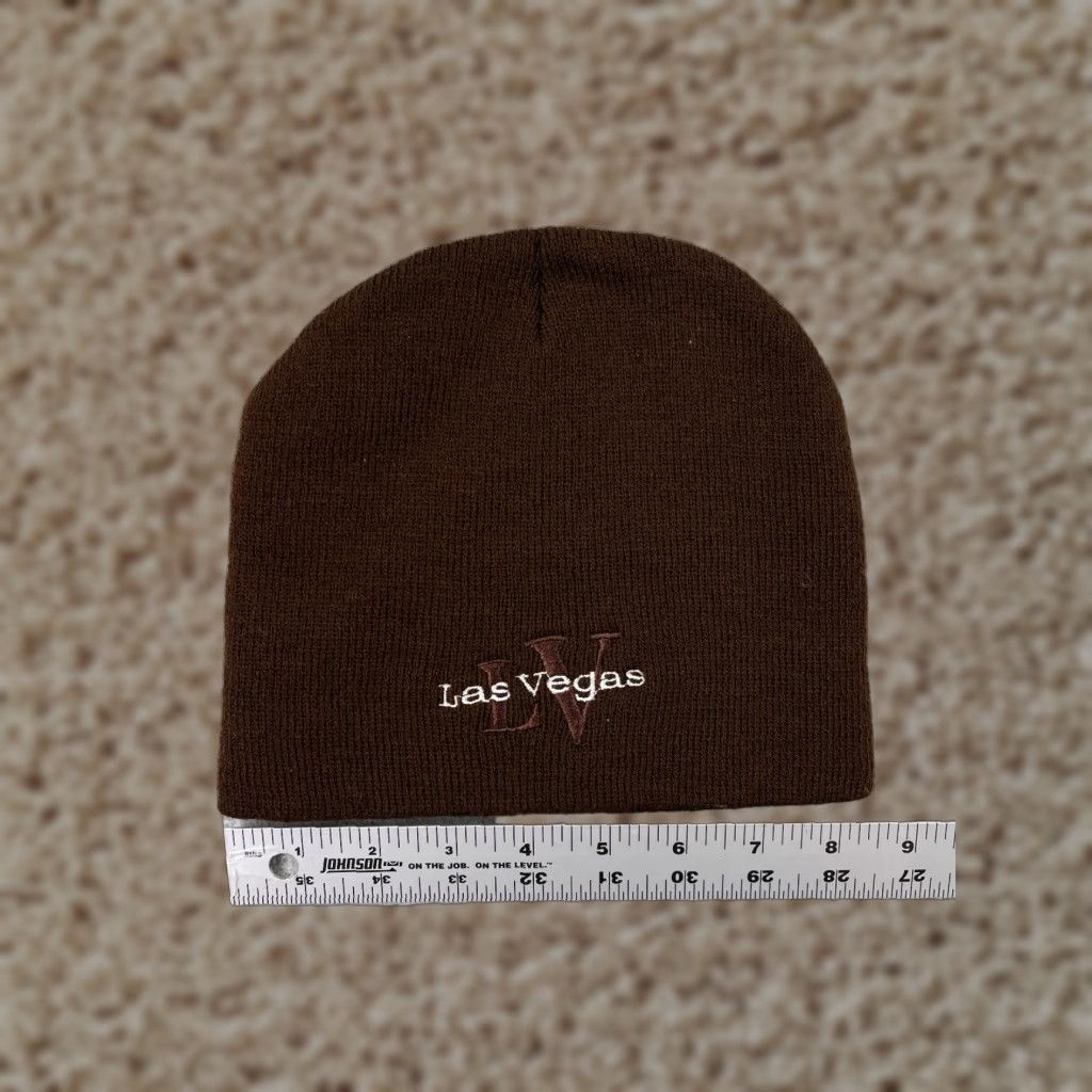 Vintage VINTAGE Las Vegas Beanie Toque Adult One Size Brown Embroidered Knit 100% Acrylic Ski Size ONE SIZE - 1 Thumbnail