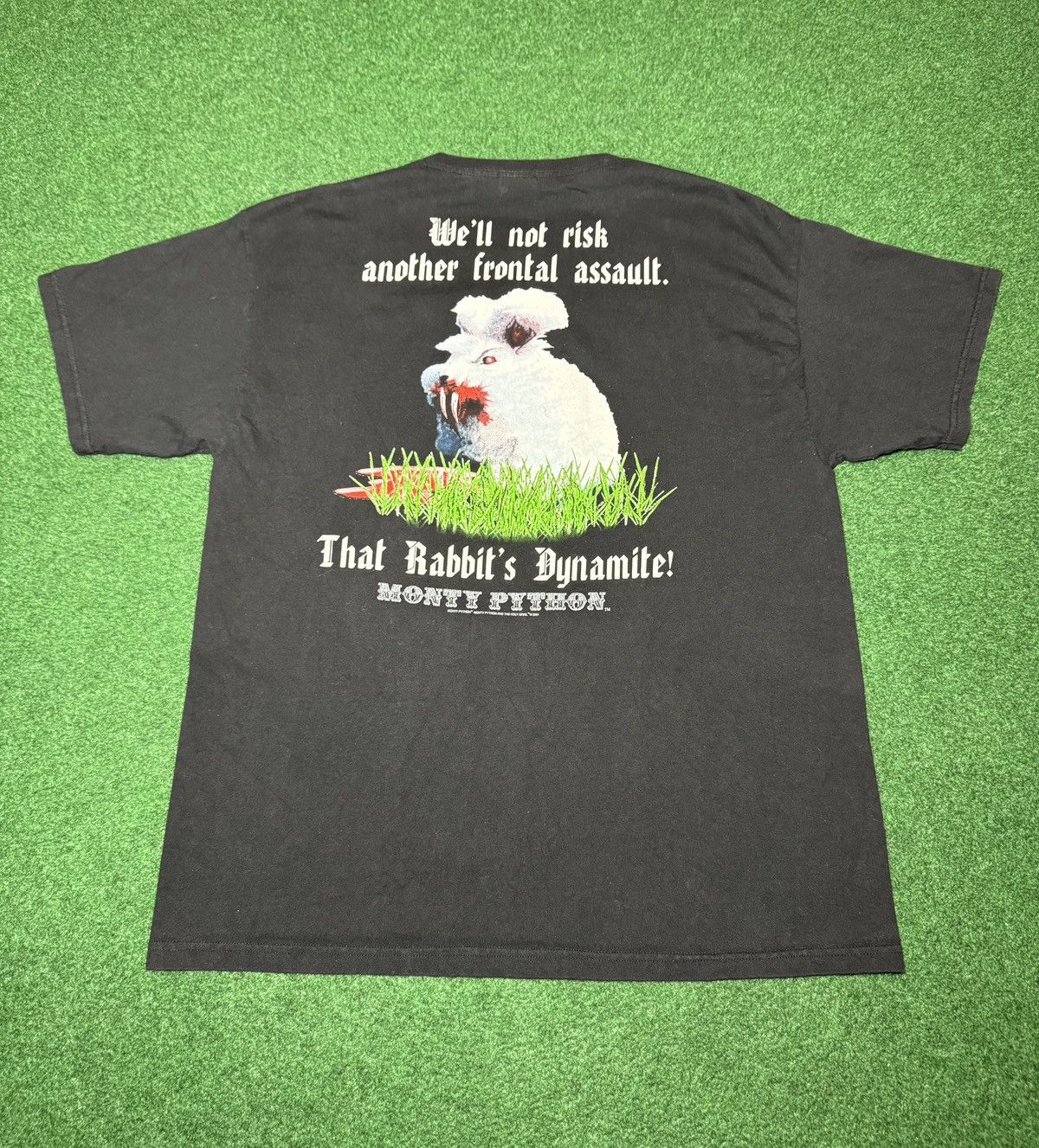 Vintage Monty Python Holy Grail Dynamite Rabbit Y2K Movie T Shirt L Size US L / EU 52-54 / 3 - 1 Thumbnail