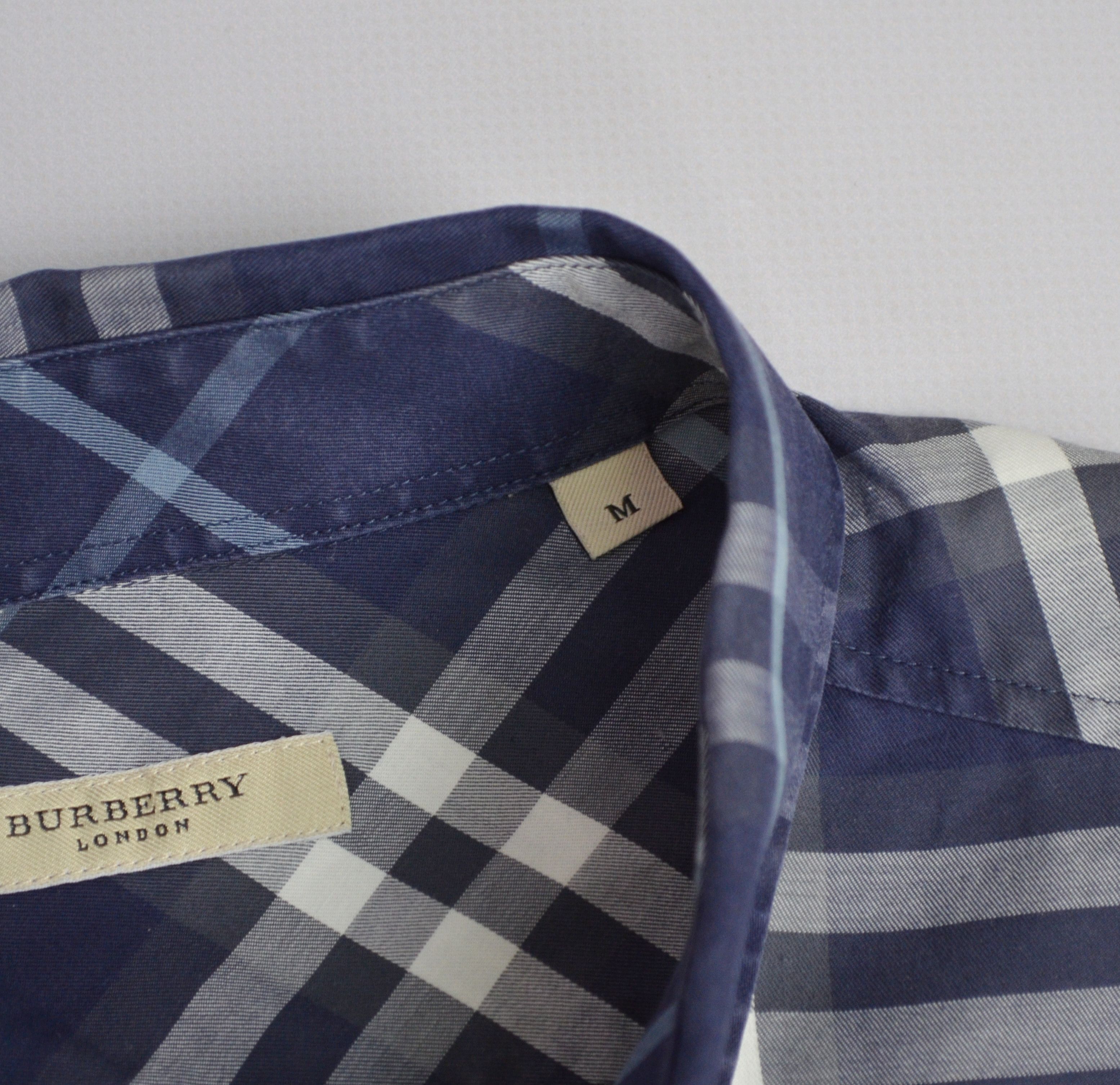 Burberry × Designer Burberry London Navy Check Shirt Size M P2P 21'2" Designer Size US M / EU 48-50 / 2 - 10 Thumbnail