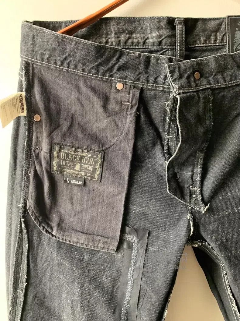 Neighborhood Neighborhood size L Washed Black King Size US 27 - 8 Thumbnail