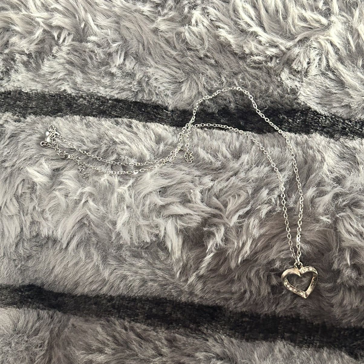 Handmade Handcrafted vintage clear rhinestone heart pendant necklace Size ONE SIZE - 7 Thumbnail