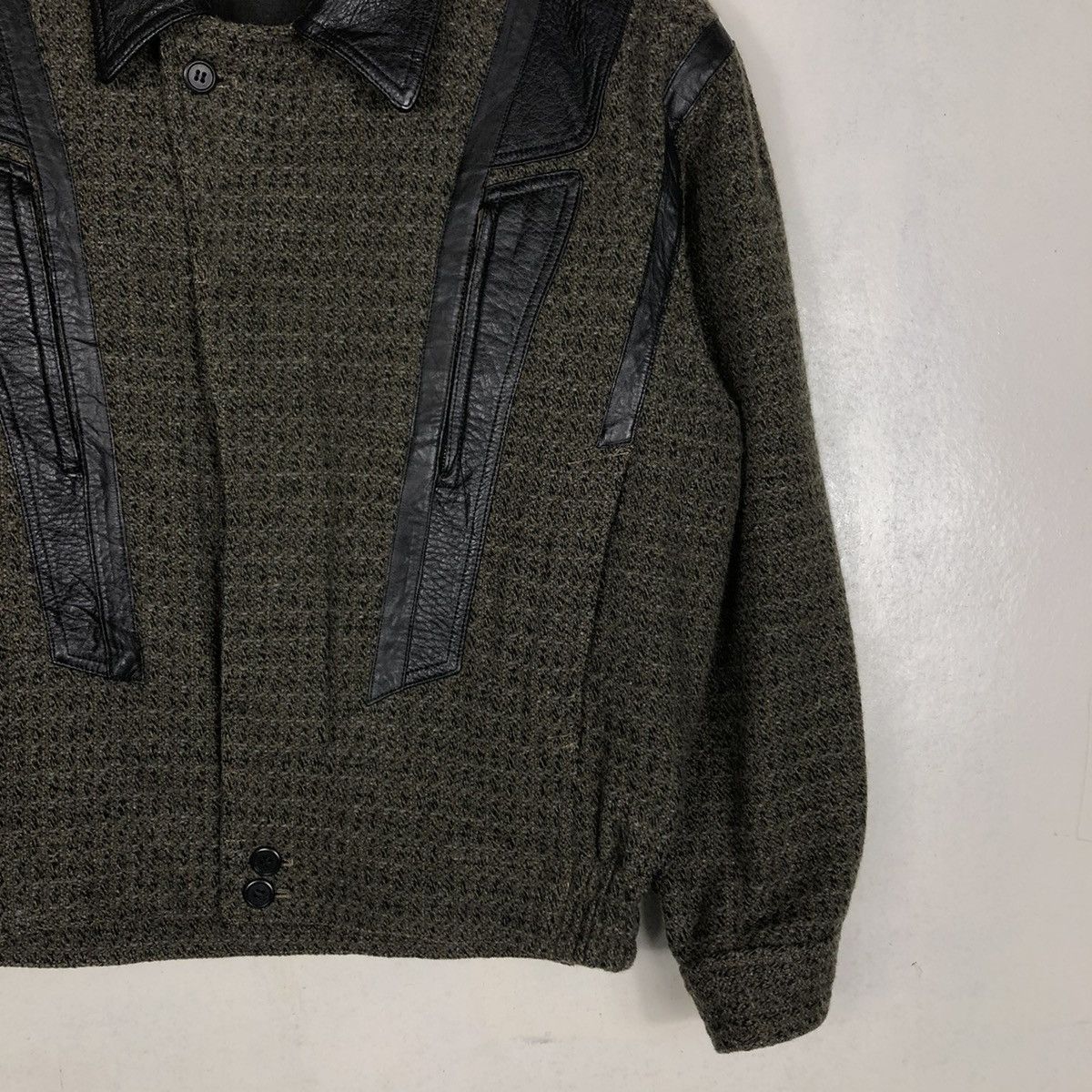 Japanese Brand 📌VINTAGE CROPPED BIKER BOMBER JACKET CACHAREL ISSEY MIYAKE Size US M / EU 48-50 / 2 - 6 Thumbnail