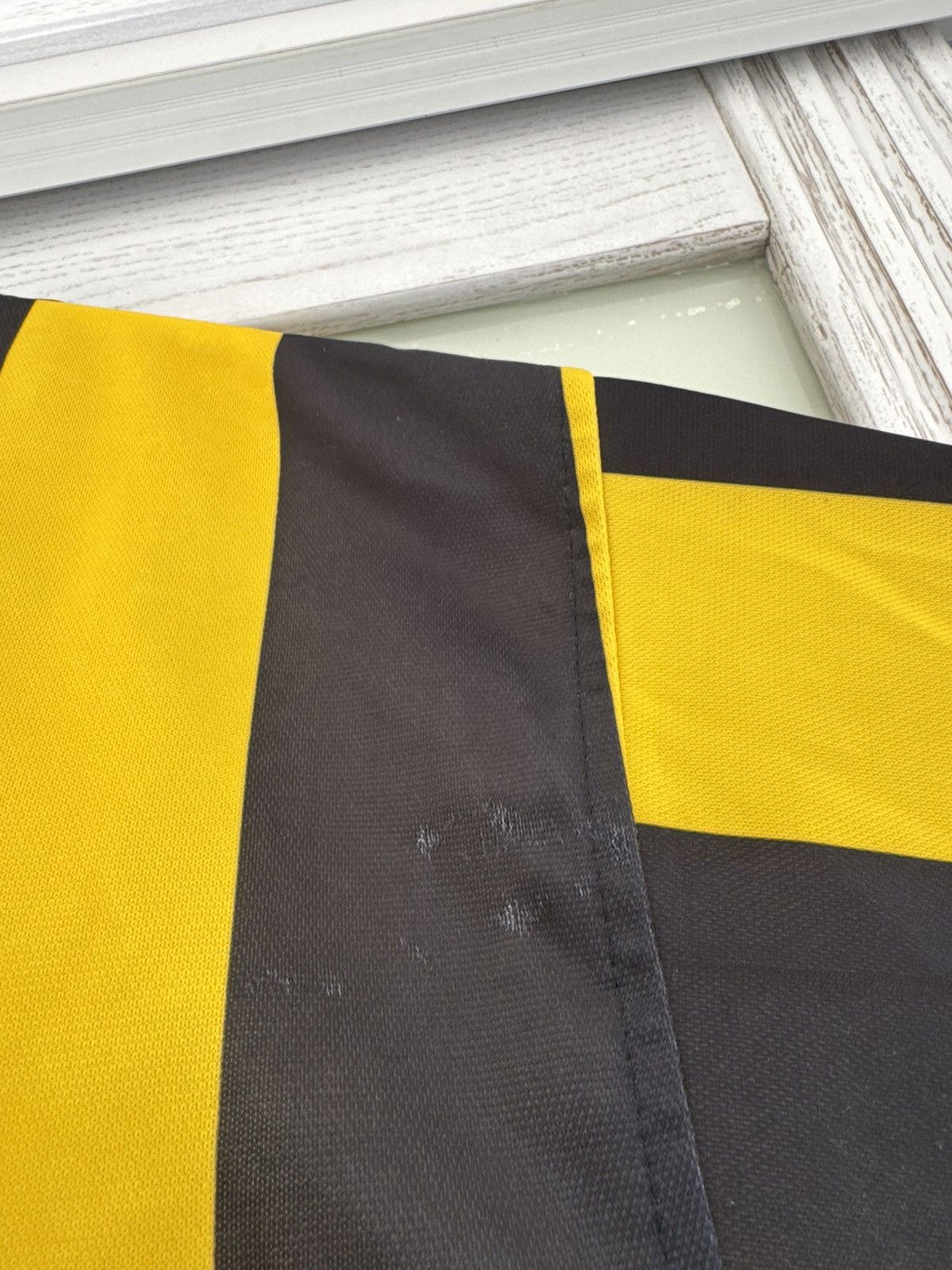 Vintage Ikpeba #24 Borussia Dortmund 2000-2001 Vintage Soccer Jersey Size US L / EU 52-54 / 3 - 13 Thumbnail