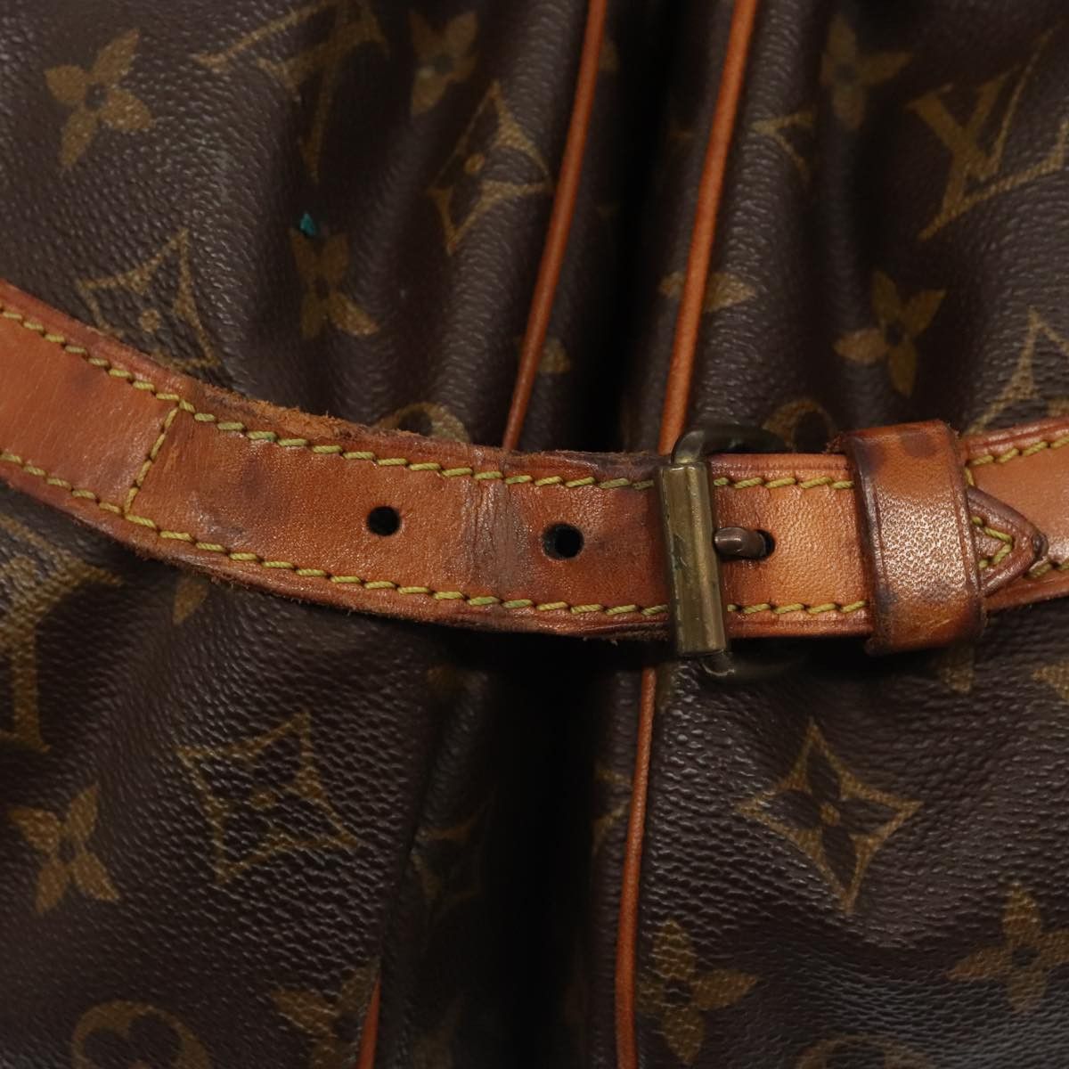 Louis Vuitton LOUIS VUITTON Monogram Saumur 35 Shoulder Bag M42254 Size ONE SIZE - 9 Thumbnail