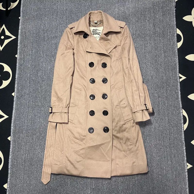 Burberry Burberry Women's Mid-Length Coat in Khaki Size M / US 6-8 / IT 42-44 - 1 Thumbnail
