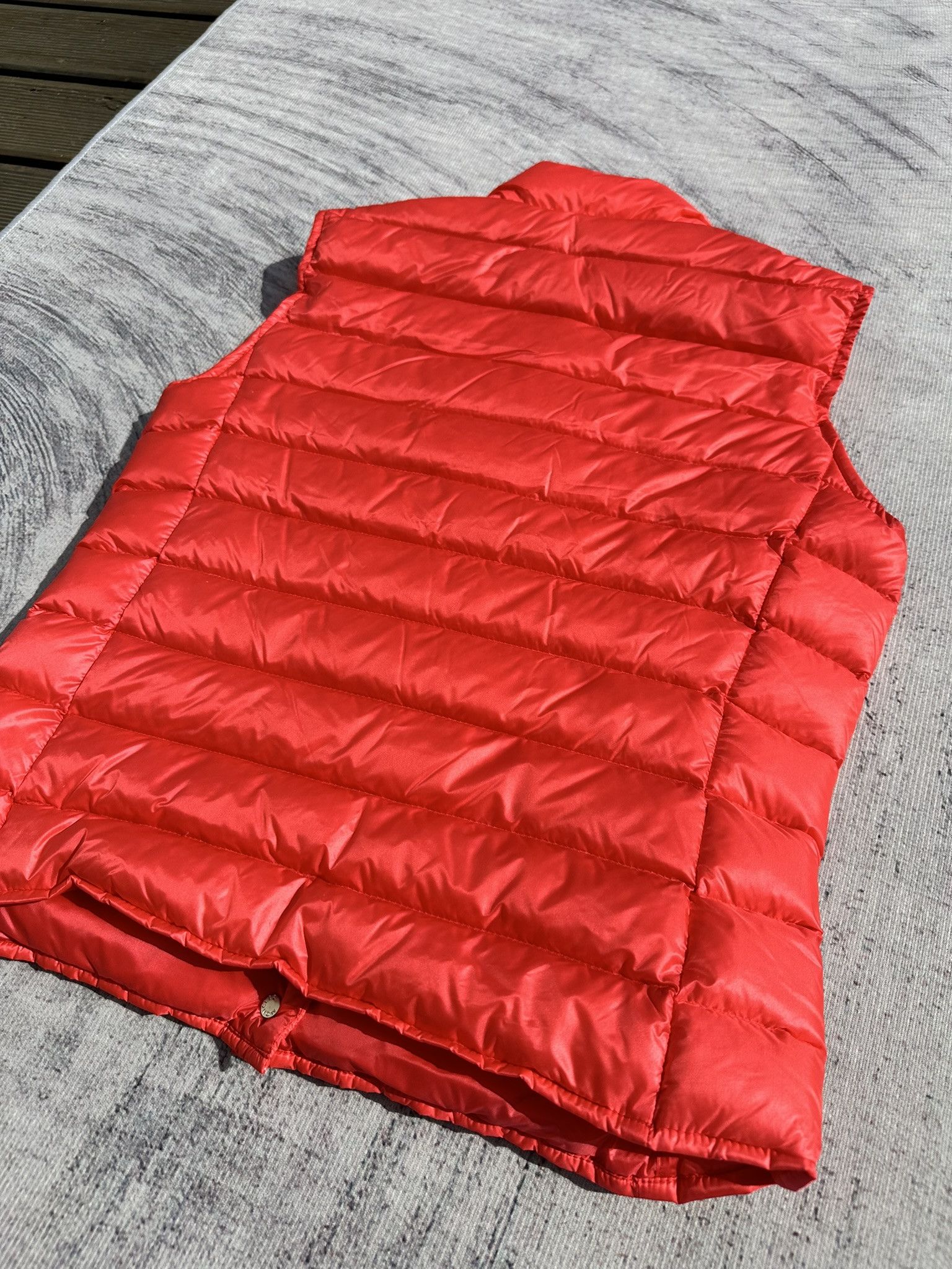 Moncler Moncler Vest Sleeveless Jacket Coral Pink Patch Logo Size S / US 4 / IT 40 - 13 Thumbnail