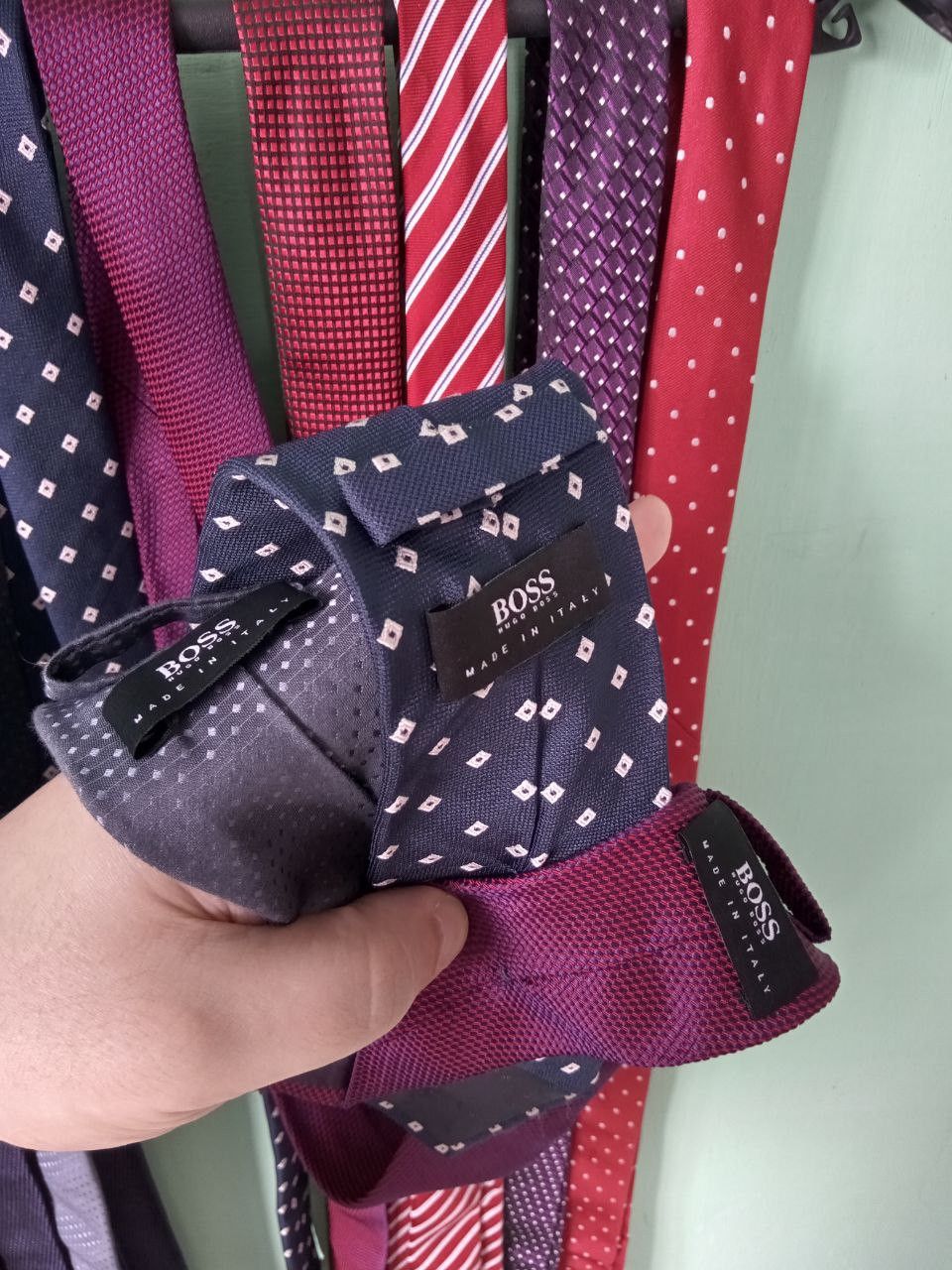 Hugo Boss Set of 11 silk ties Hugo Boss Made in Italy Size ONE SIZE - 8 Thumbnail