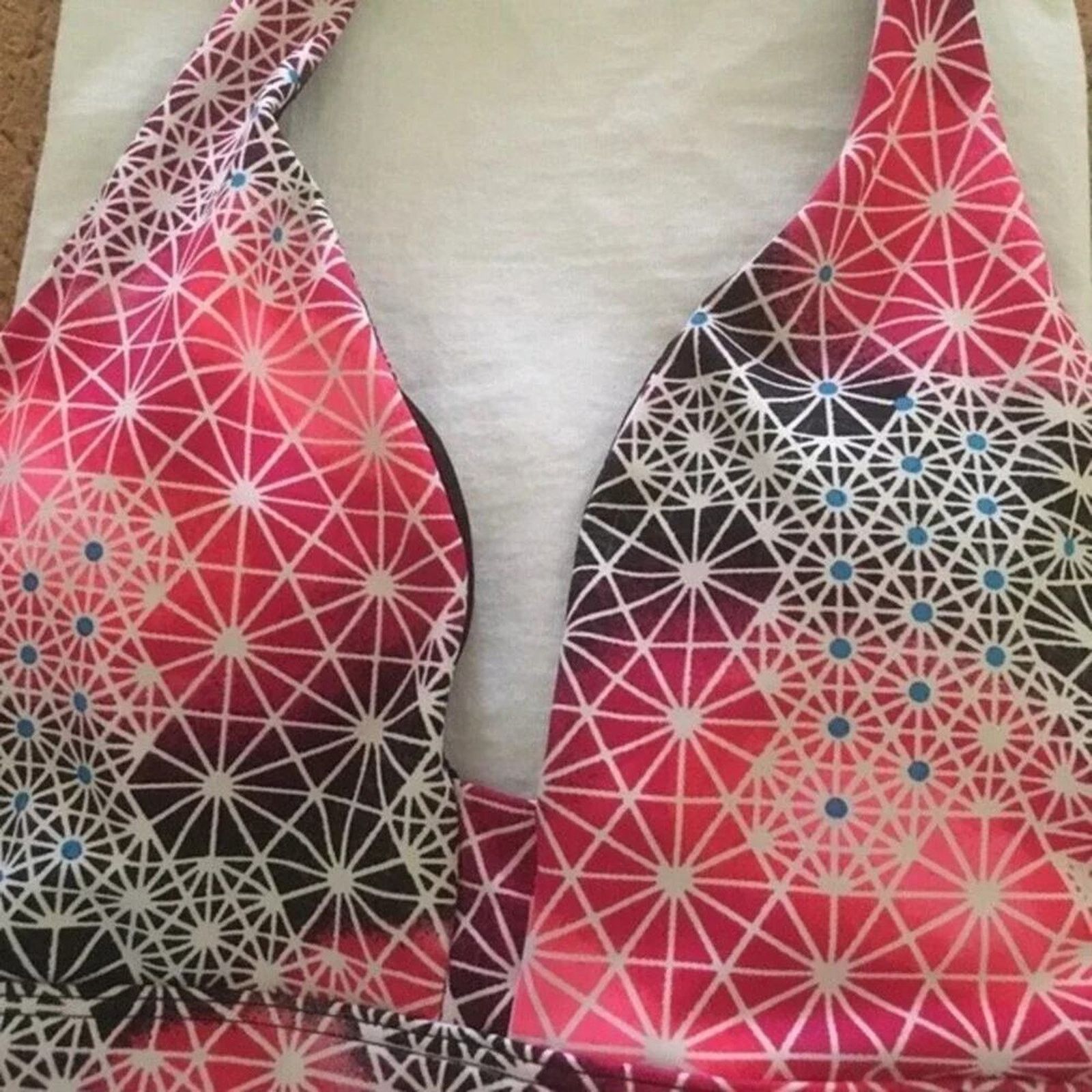 Victoria's Secret VSX Sport bra, size XS Size ONE SIZE - 3 Thumbnail