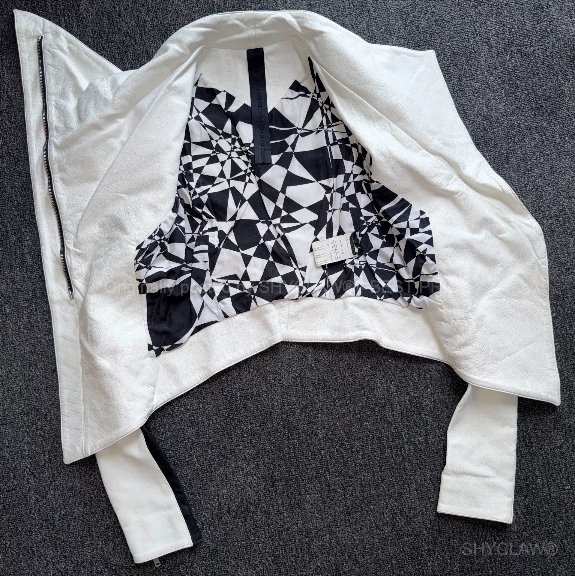 Gareth Pugh Gareth Pugh SS09 Lambskin Jacket BFAJXN254 Size US XS / EU 42 / 0 - 8 Thumbnail
