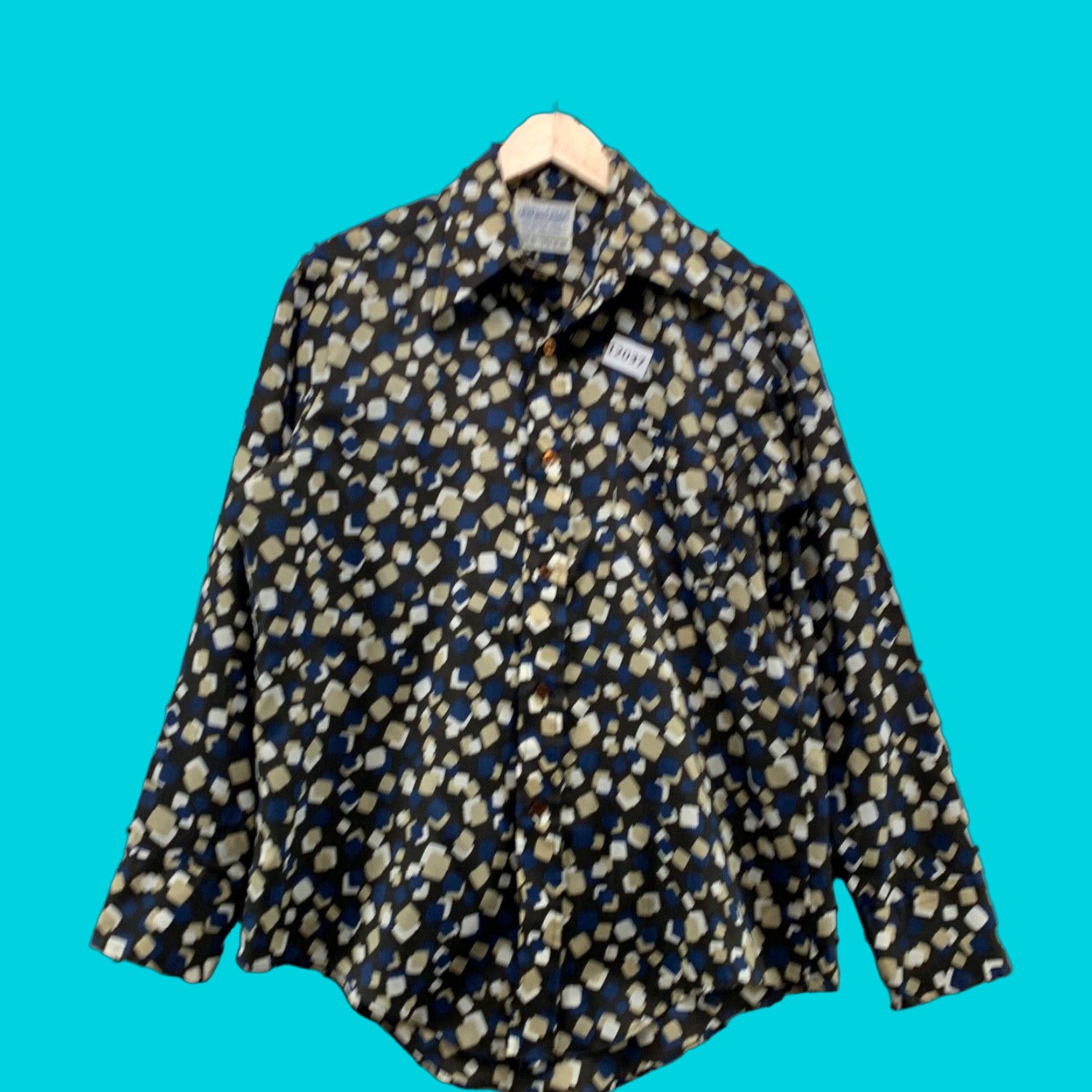 Vintage VINTAGE Presscott Shirt M Adult Blue Black 100% Polyester Crepe Size M Geometric Long Sleeve Button-Up 60s 70s 80s Rockabilly Mens Size US M / EU 48-50 / 2 - 1 Thumbnail