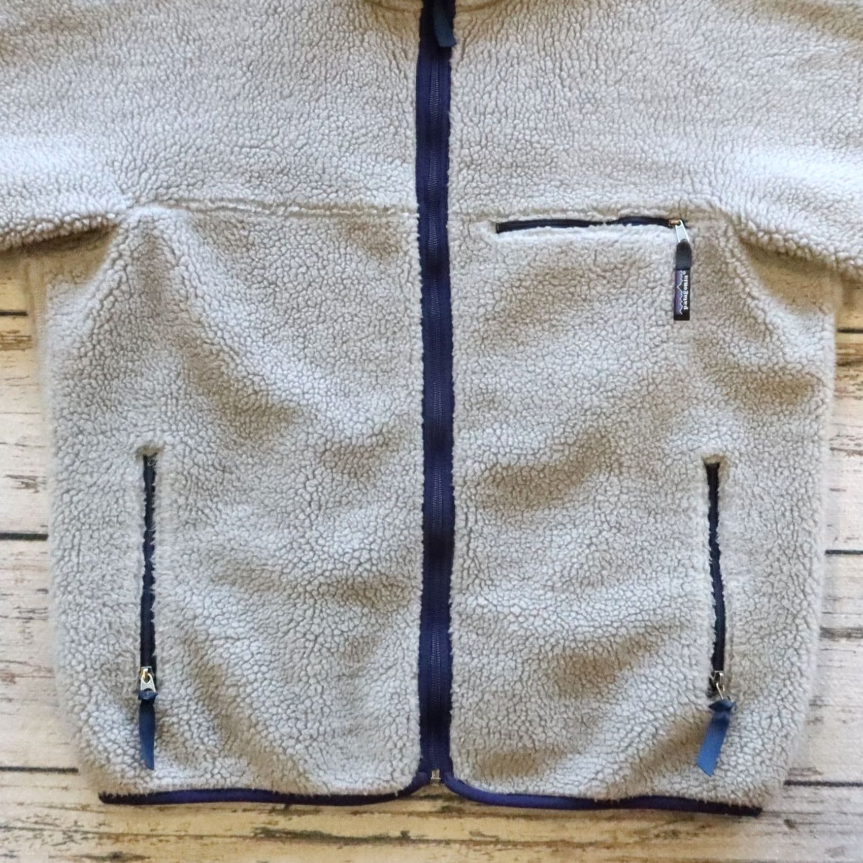 Patagonia VINTAGE Patagonia Deep Pile Fleece Made in USA L Gray Men's Sweater Zip Size US L / EU 52-54 / 3 - 3 Thumbnail
