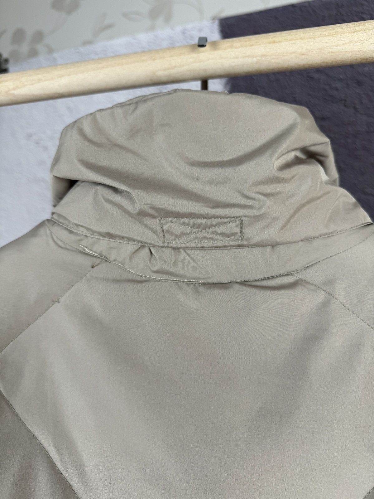 Armani Armani Jeans vintage beige used distressed down jacket Size US XL / EU 56 / 4 - 14 Thumbnail