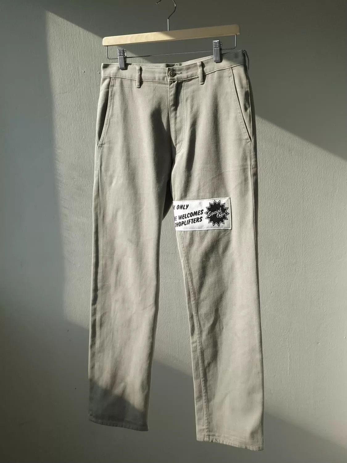 Comme des Garcons CDG Runway Jeans Light Gray Logo Detail Unisex Size US 27 - 1 Thumbnail